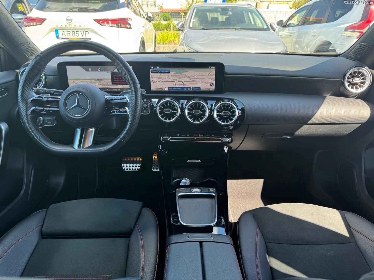 Mercedes-Benz A 200 AMG Line Aut. — fotografia 15