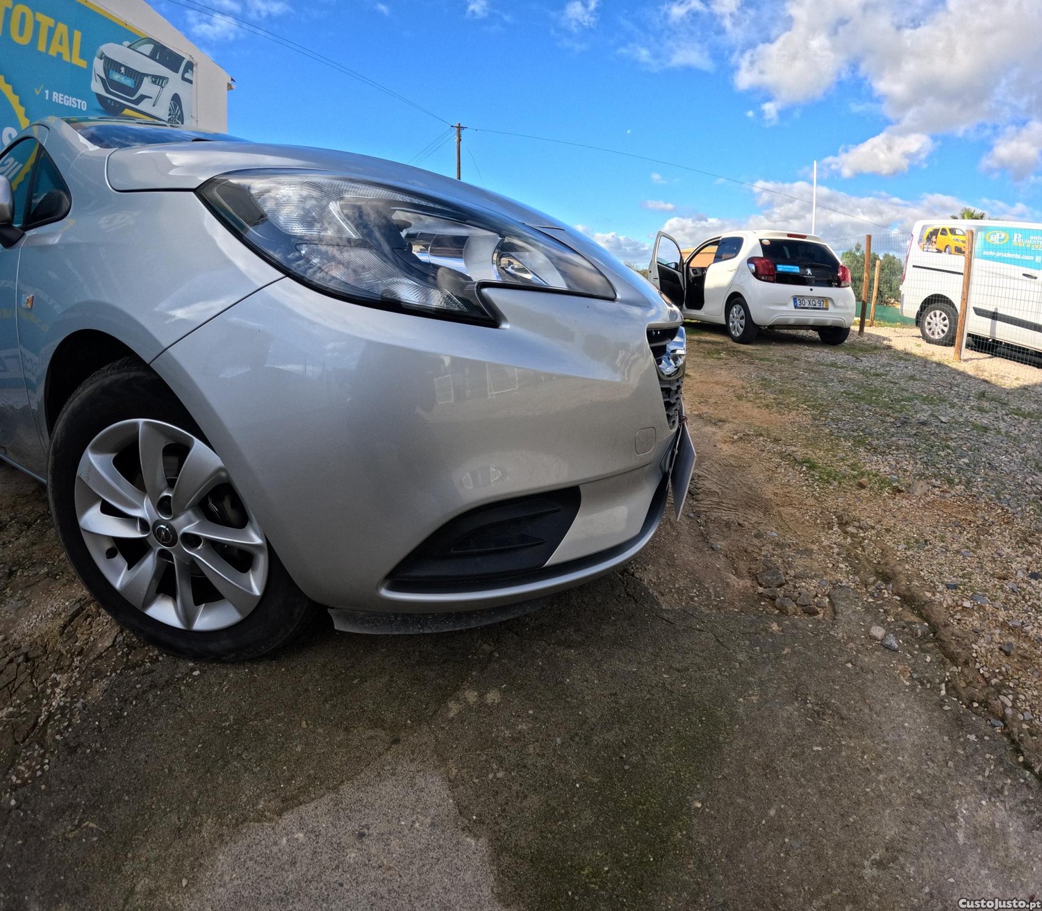 Opel Corsa Edition 1.2 — fotografia 10
