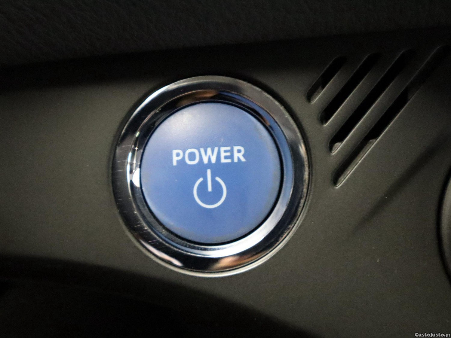 Toyota Yaris 1.5 HSD Comfort — fotografia 5