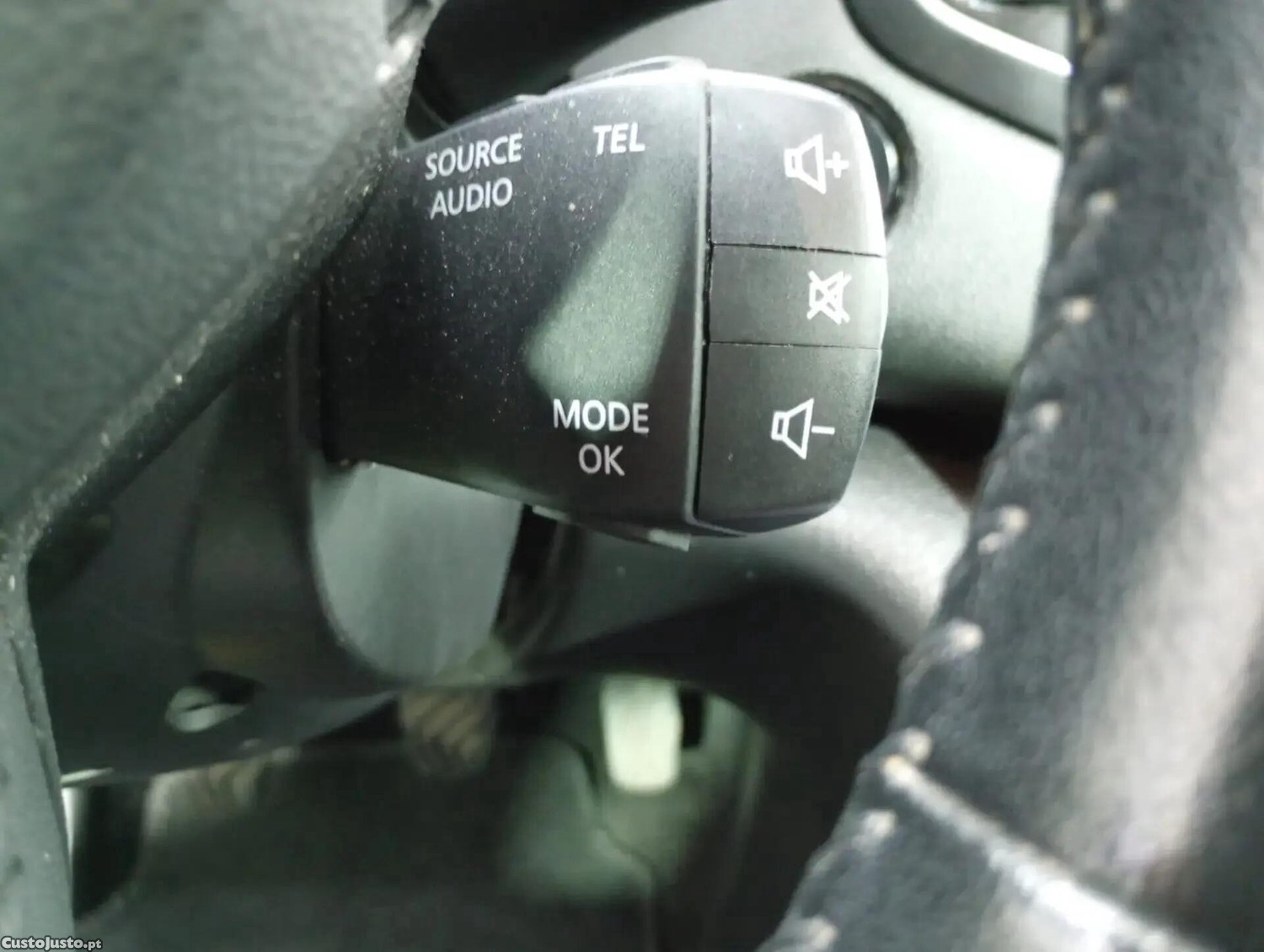 Renault Mégane 1.5 dCi Limited SS — fotografia 13