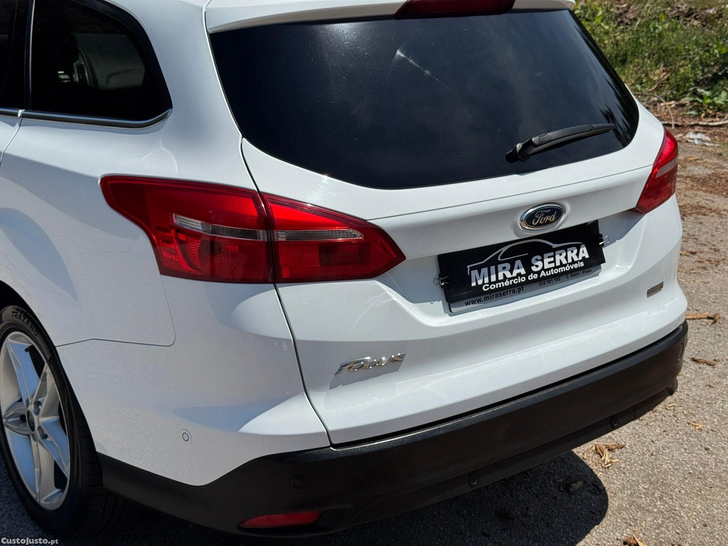 Ford Focus 1.0 SCTi Titanium — fotografia 24