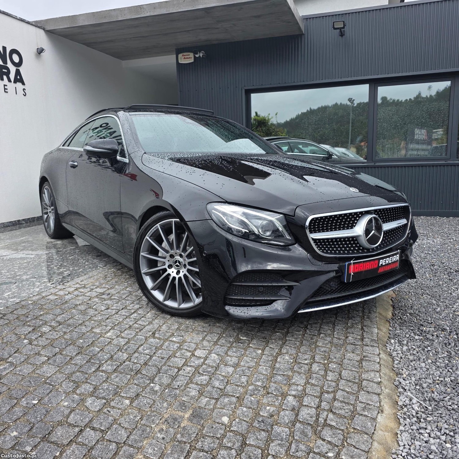 Mercedes-Benz E 220 d AMG Line - 19 — photo 4