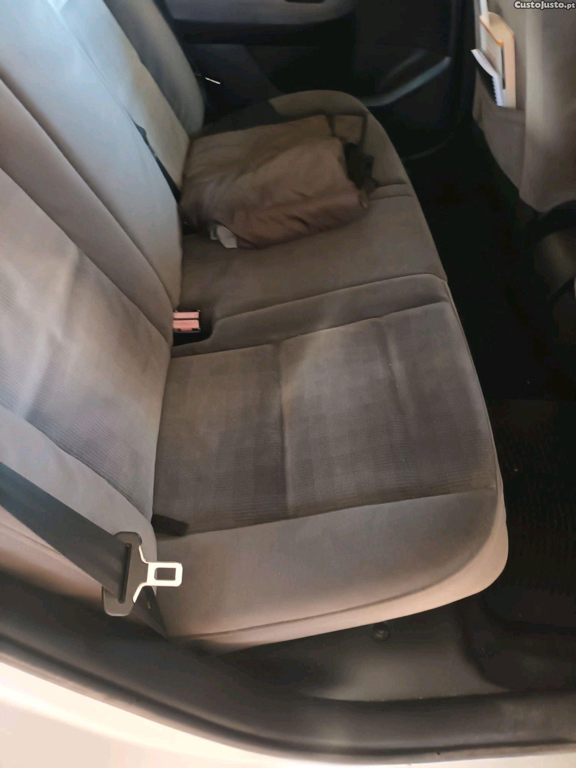 Peugeot 307 1.4 HDi break — fotografia 3
