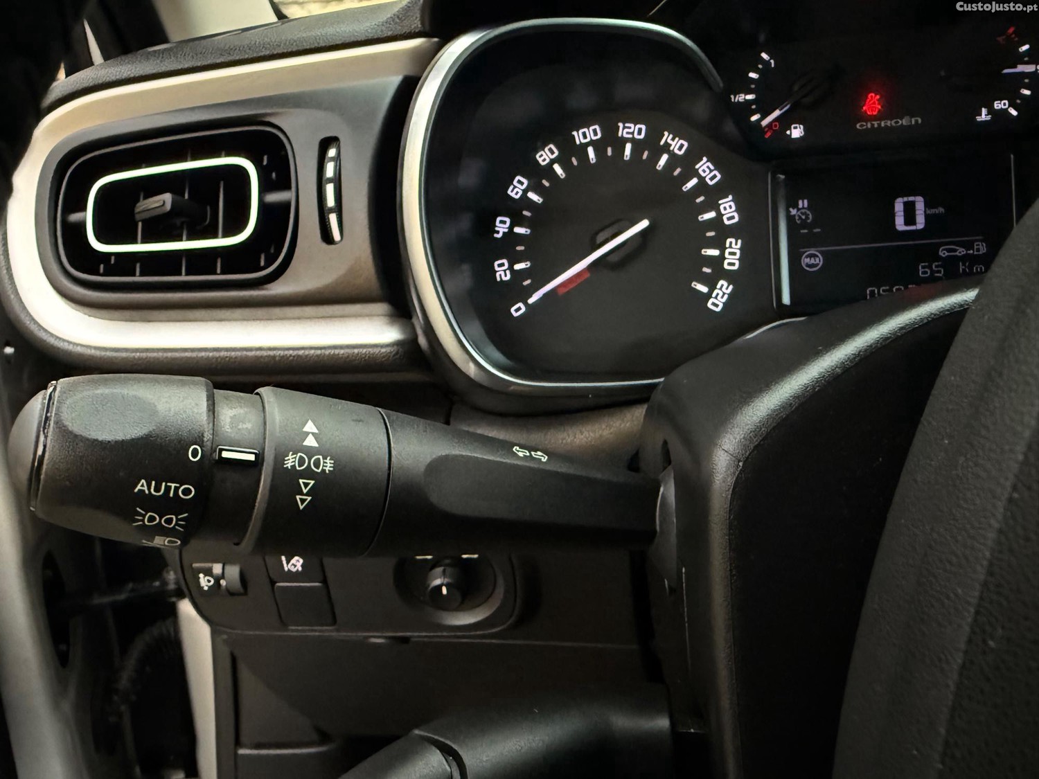 Citroën C3 1.2 PureTech Feel — fotografia 4