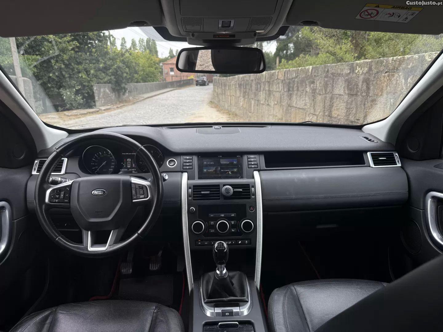Land Rover Discovery 2.0 ed4 — fotografia 6