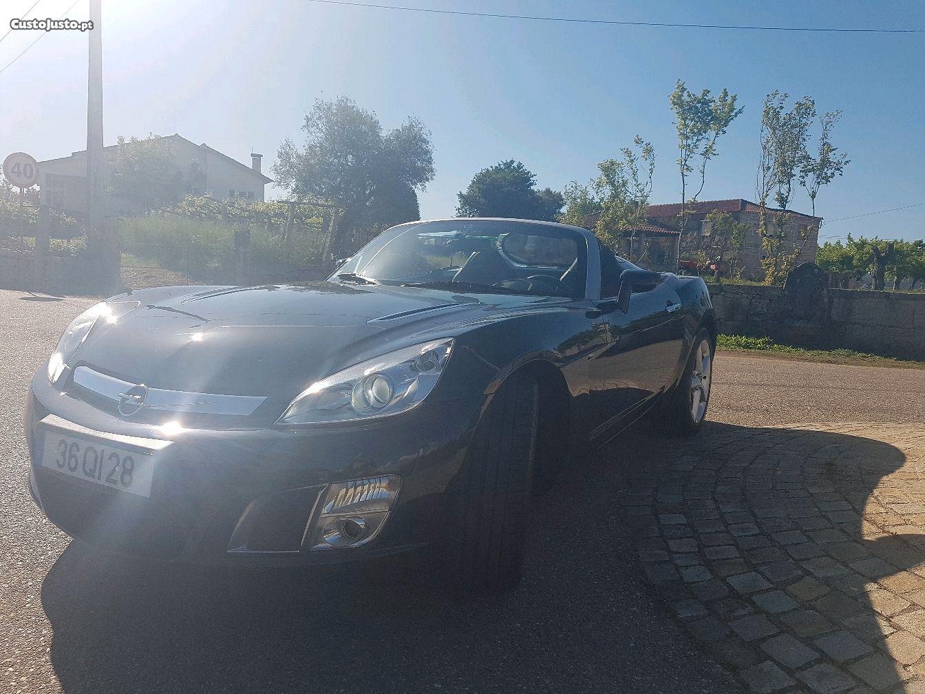 Opel GT 2.0 Turbo — fotografia 9