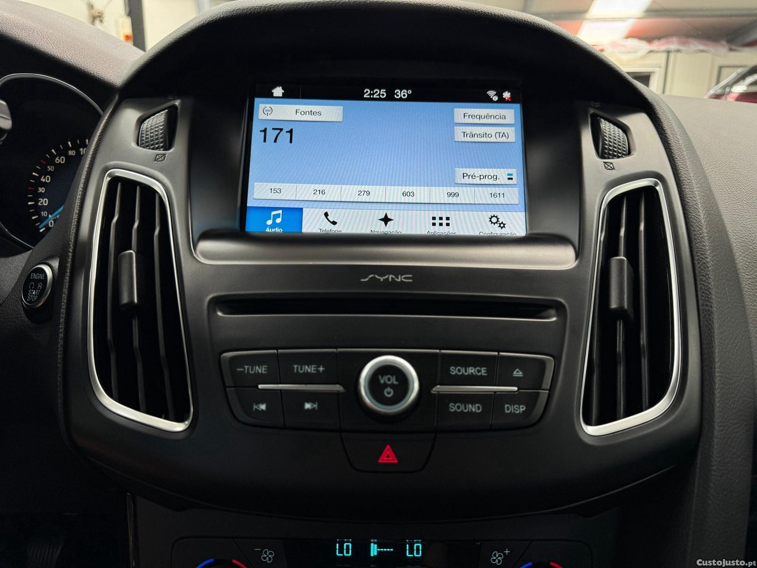 Ford Focus 1.0 SCTi Titanium — fotografia 3