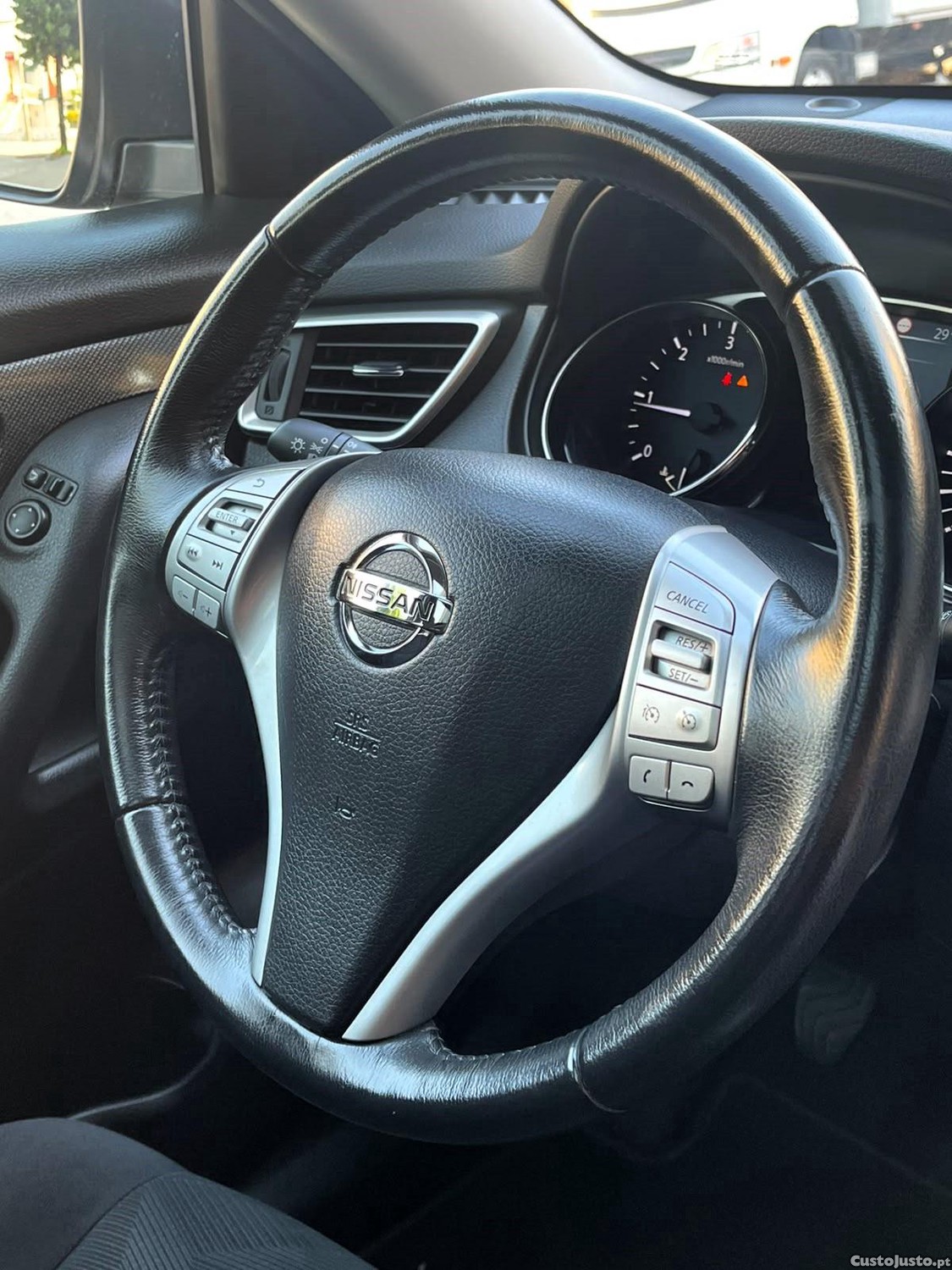 Nissan X-Trail 1.6 dCi Tekna — fotografia 17
