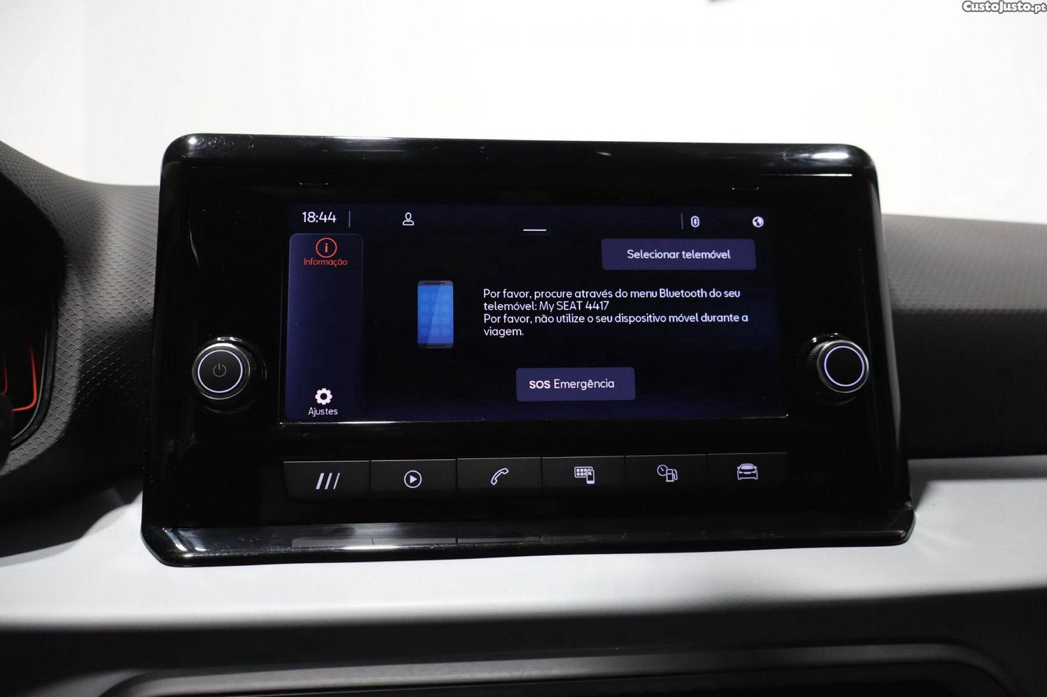 SEAT Arona 1.0 TSI Style — fotografia 8