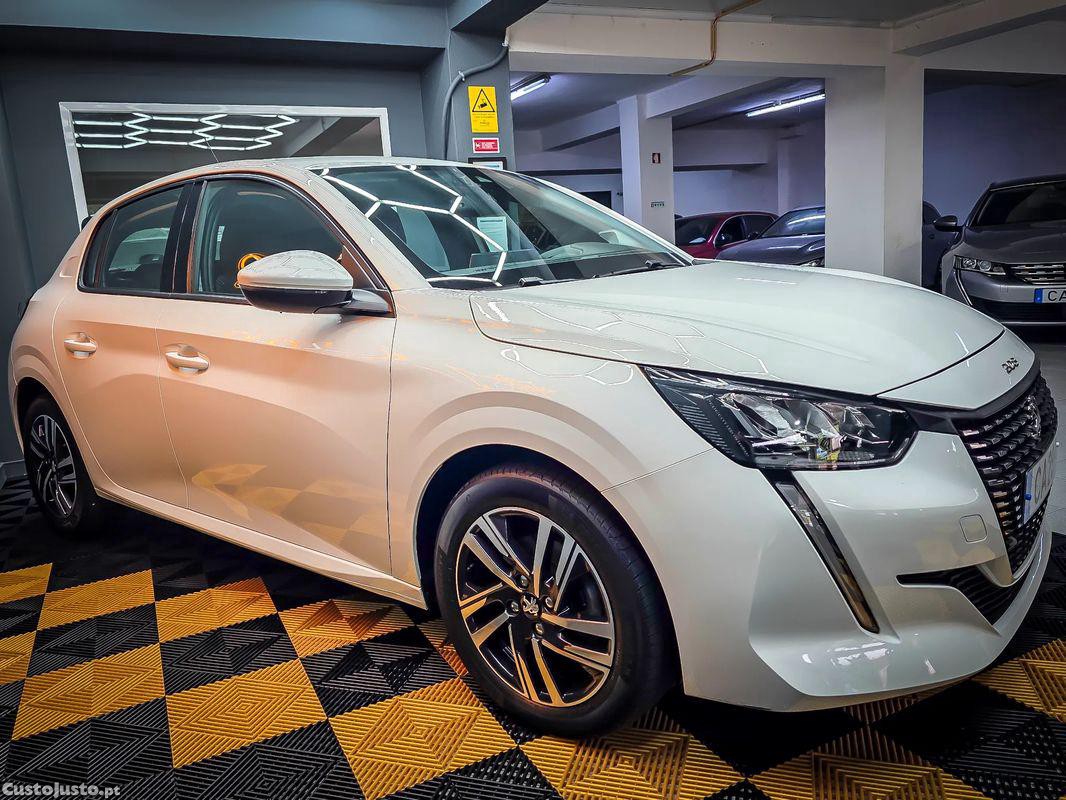 Peugeot 208 1.2 PureTech Allure Pack EAT8 — fotografia 10