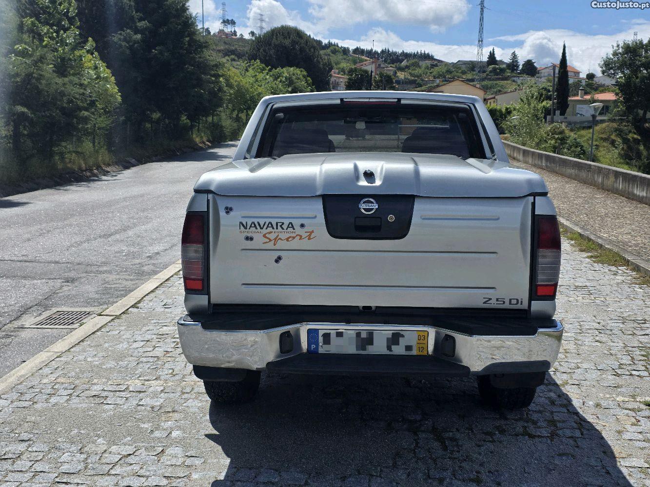 Nissan Navara 4x4 Sport — fotografia 8
