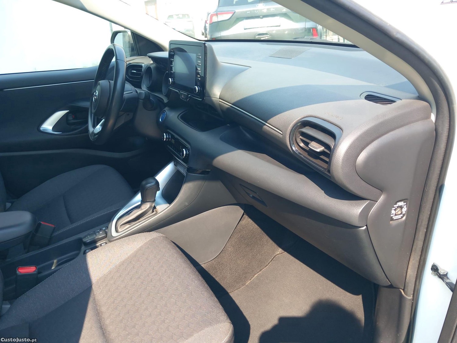 Toyota Yaris 1.5 HDF Exclusive — fotografia 15
