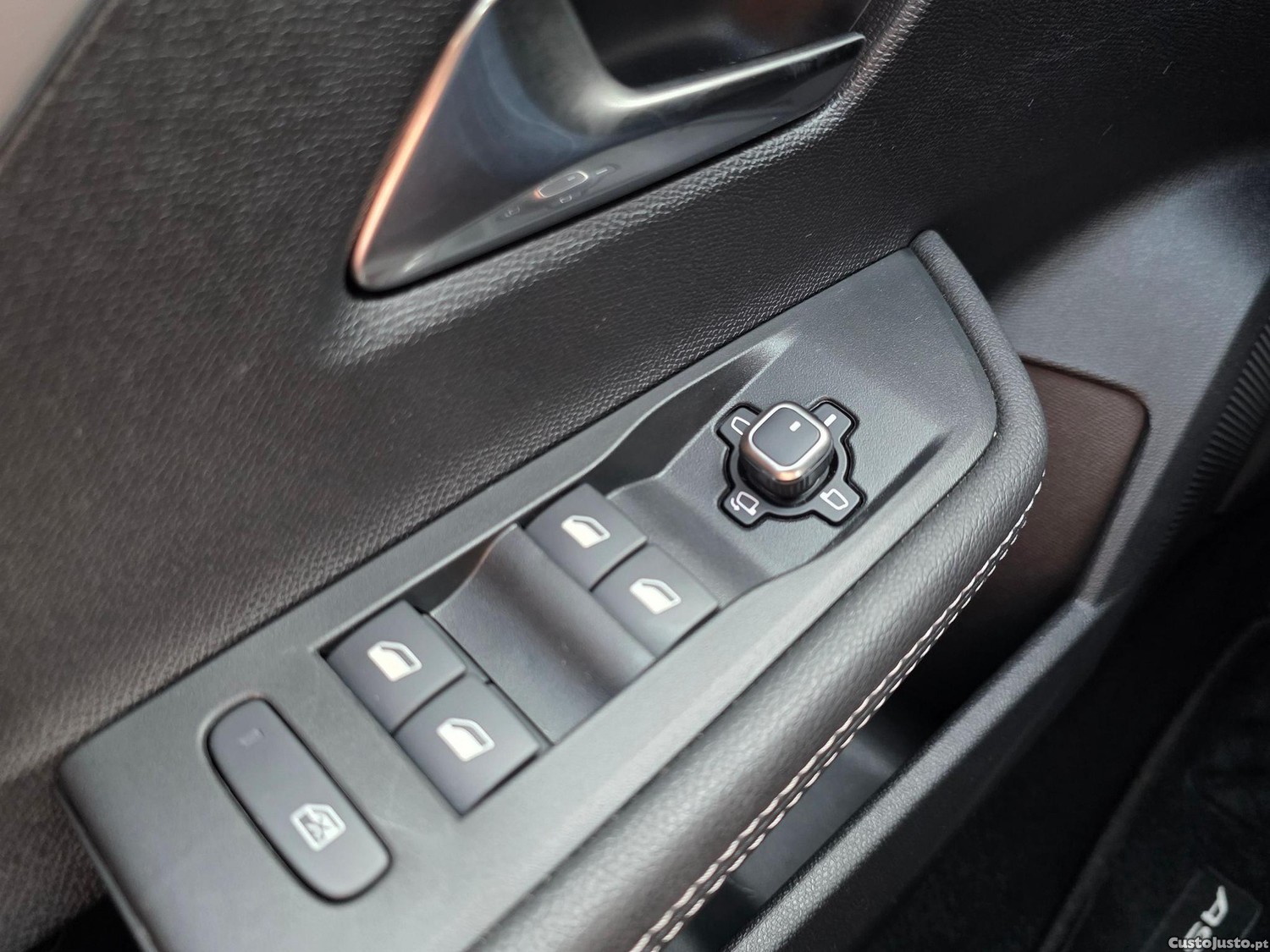 Opel Astra Sports Tourer 1.2 T Hybrid GS eDCT — fotografia 10