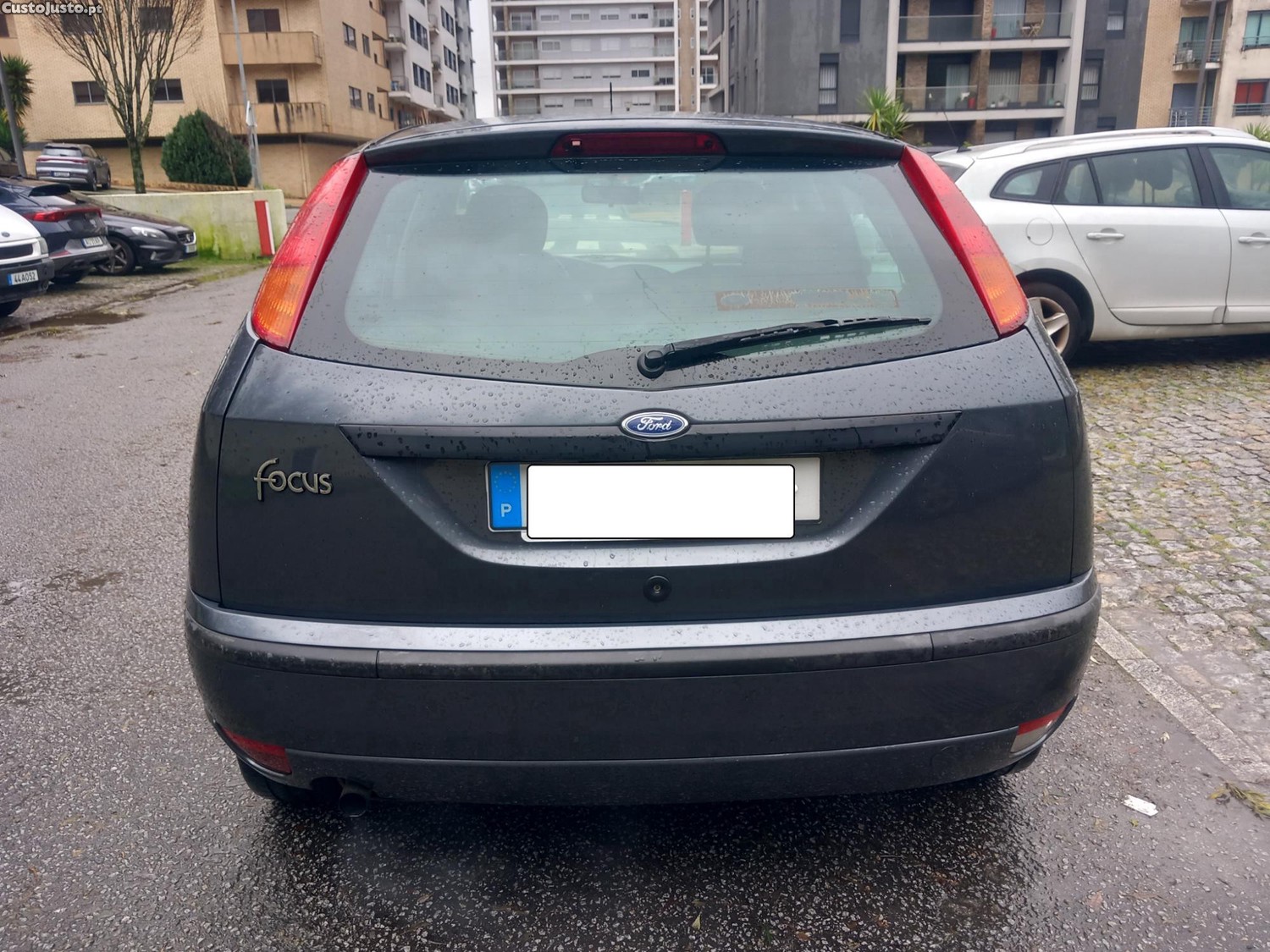 Ford Focus 1.4 Ambiente — fotografia 13