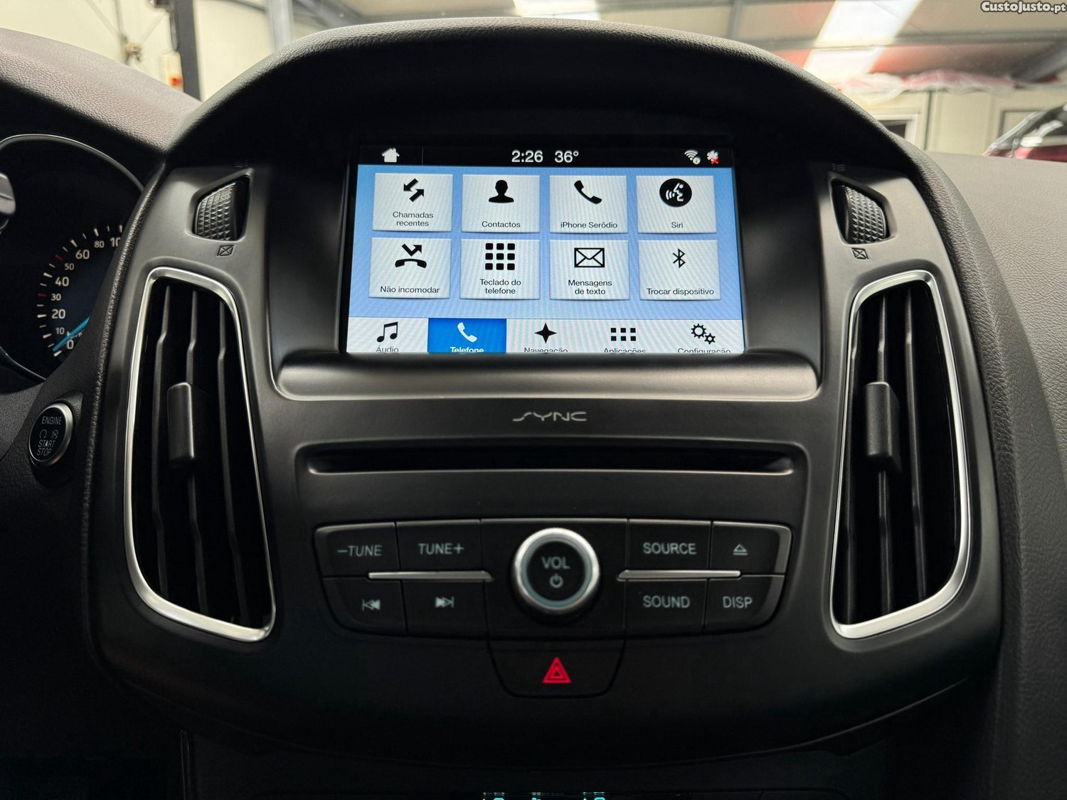 Ford Focus 1.0 SCTi Titanium — fotografia 2