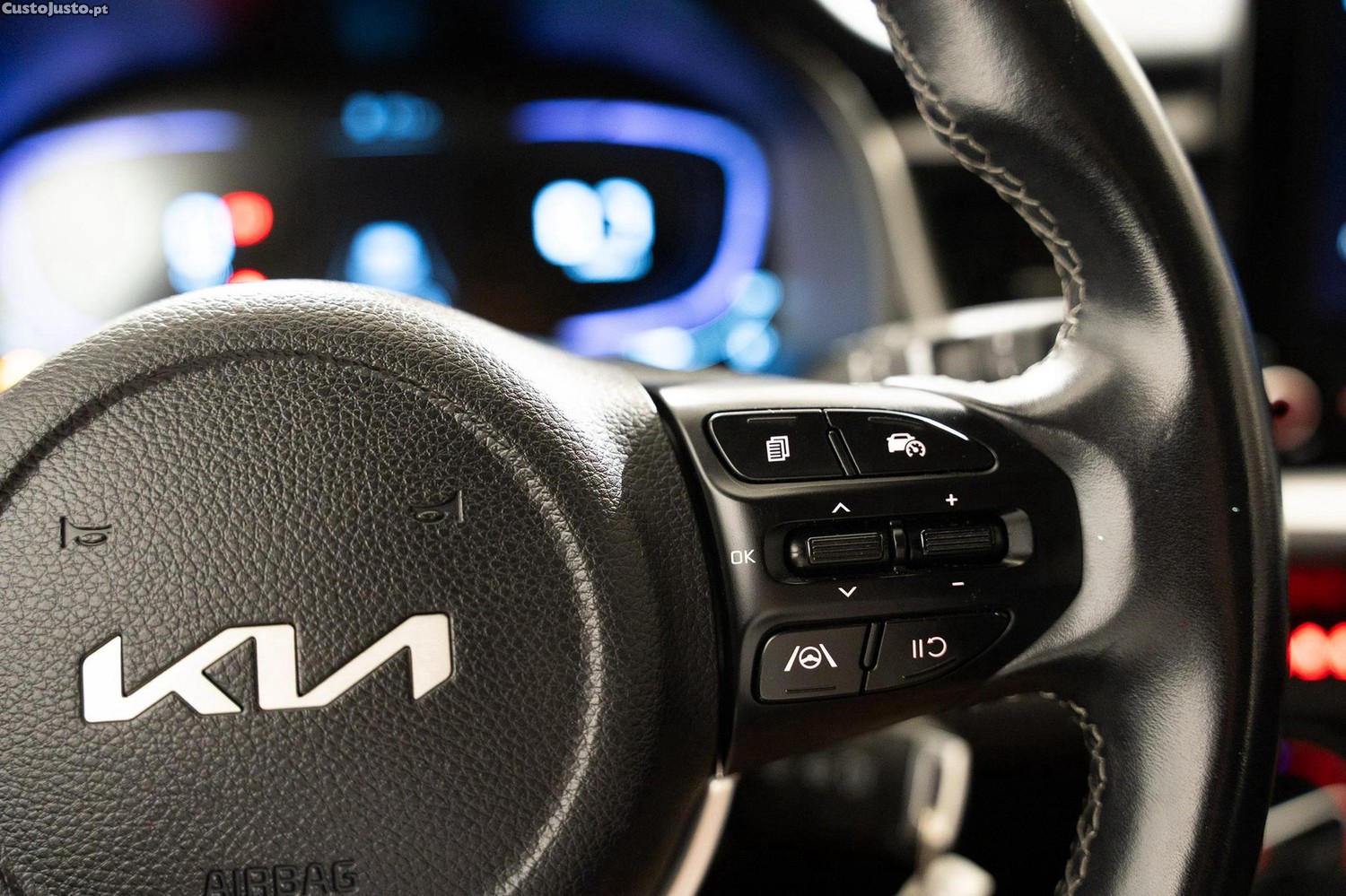 Kia Stonic 1.2 MPi Dynamic — fotografia 10