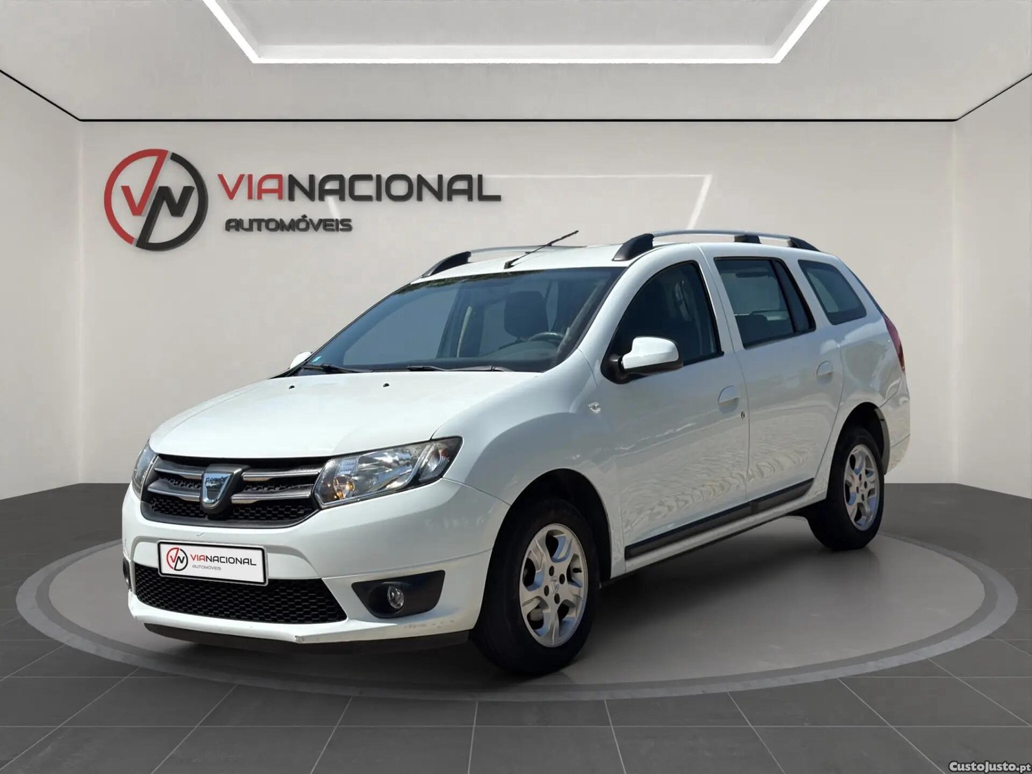 Dacia Logan 0.9 TCe Comfort Bi-Fuel — fotografia 15