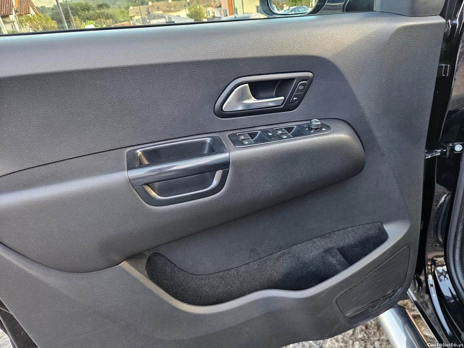 Volkswagen Amarok 3.0 V6 TDI HIGHLINE 4MOTION DSG — fotografia 10