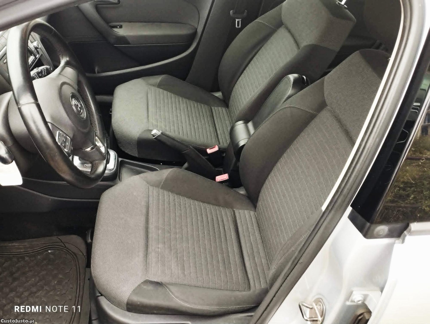 Volkswagen Polo 1.6 DIESEL 90 CV AUTOMATICO/SEQUENCIAL DSG 2014 — fotografia 4