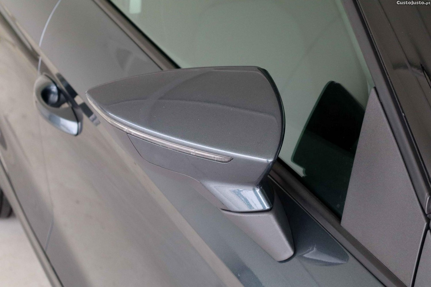 SEAT Arona 1.0 TSI Style — fotografia 26
