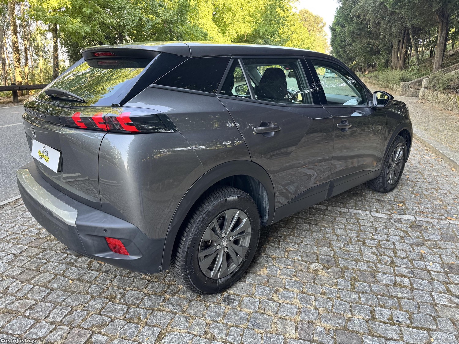 Peugeot 2008 Pure tech — fotografia 7