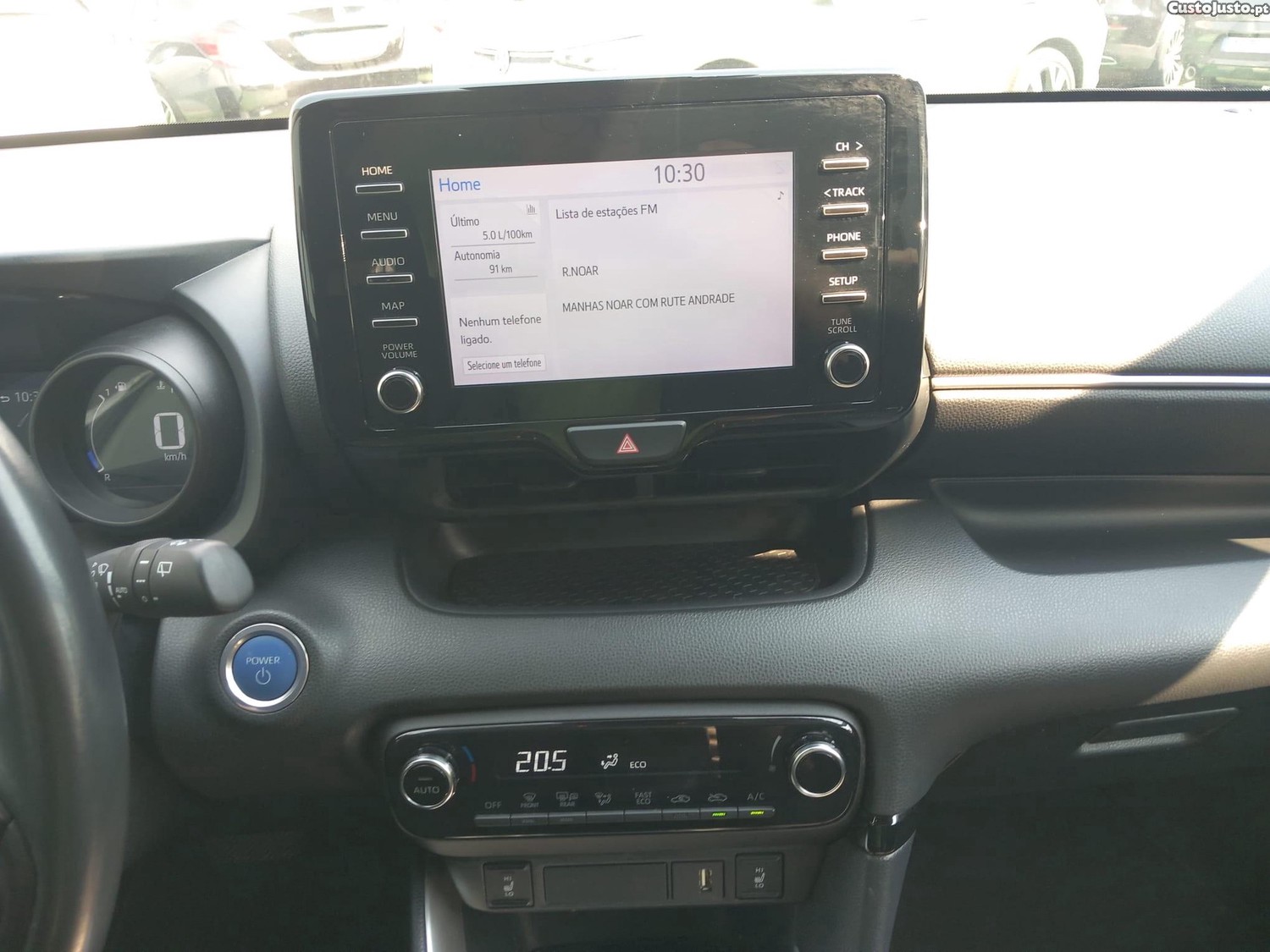 Toyota Yaris 1.5 HDF Exclusive — fotografia 8