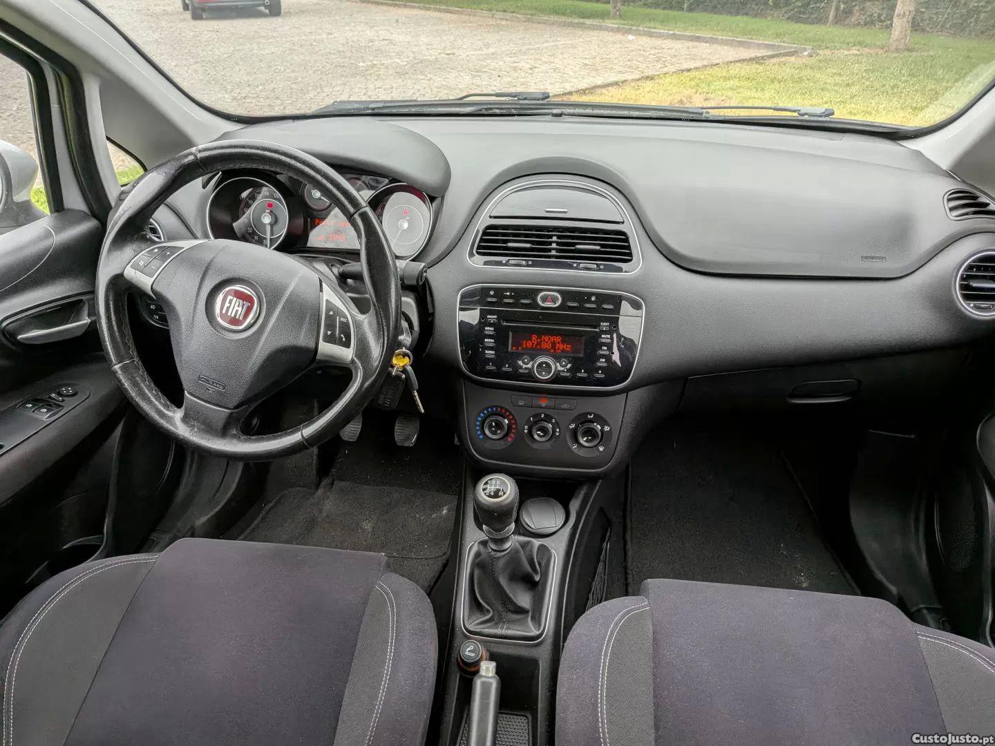 Fiat Punto 1.4 lounge gpl — fotografia 6