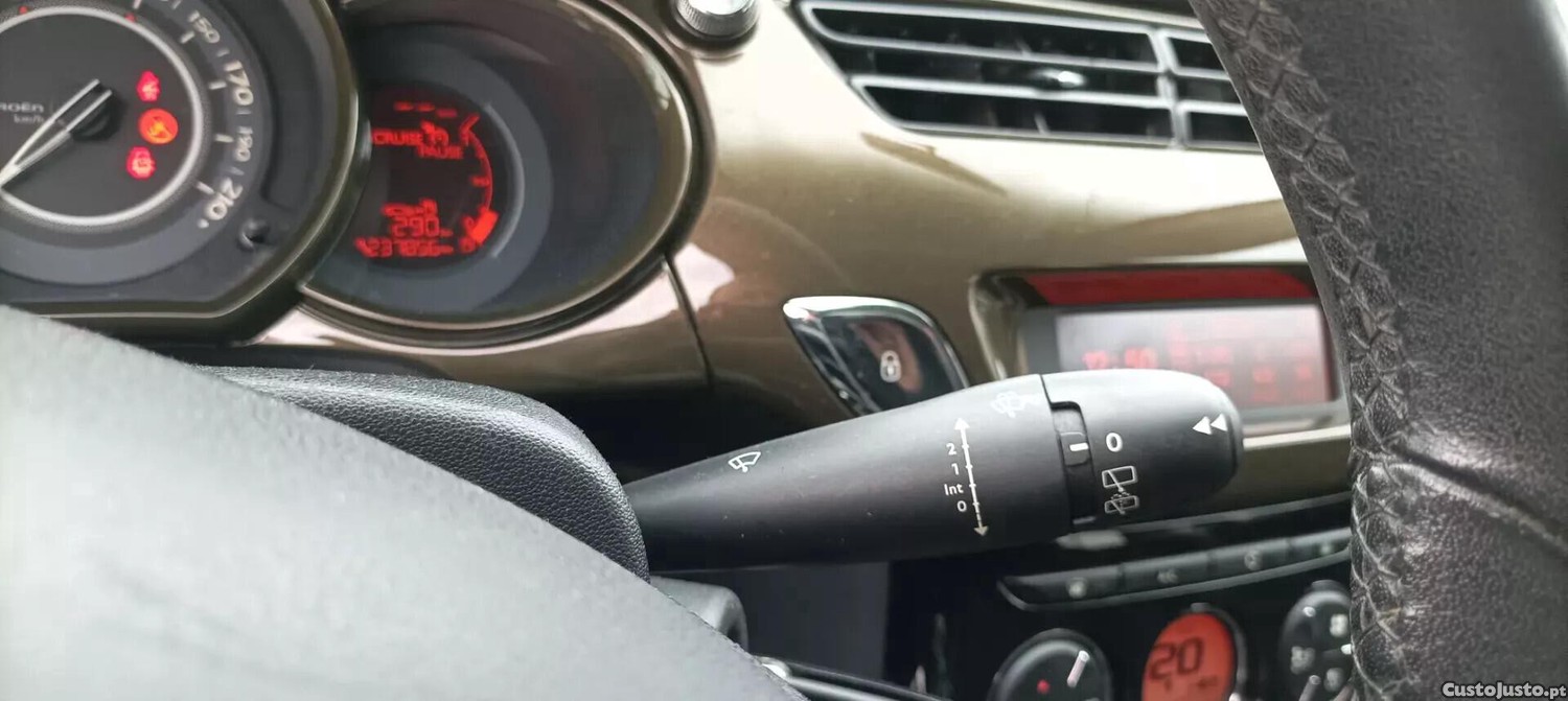 Citroën C3 1.6 HDi Airdream Exclusive — fotografia 7
