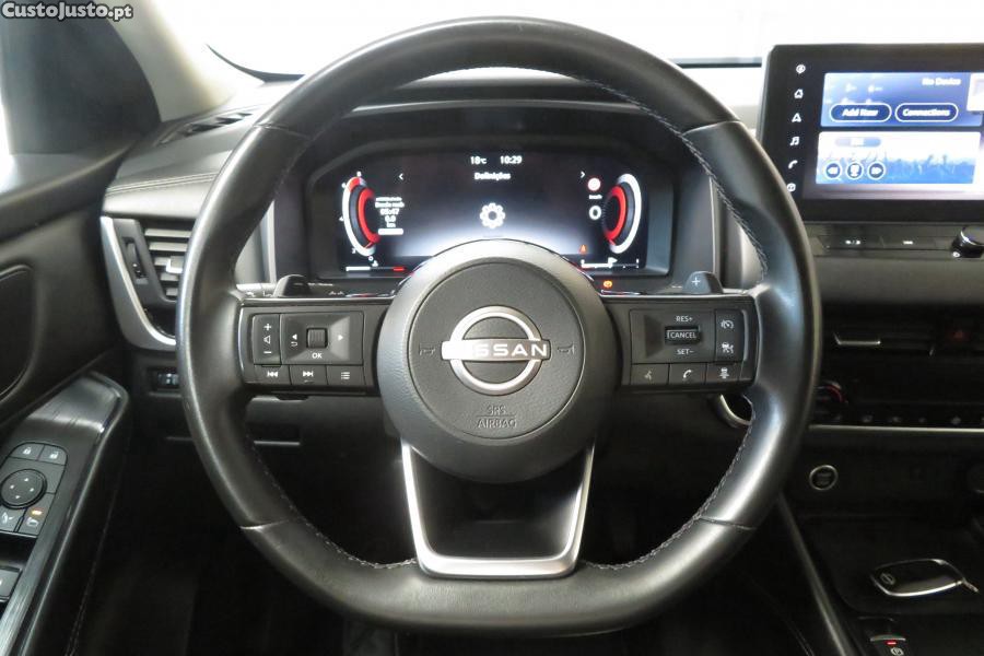 Nissan Qashqai 1.3 DIG-T N-Connecta — fotografia 25