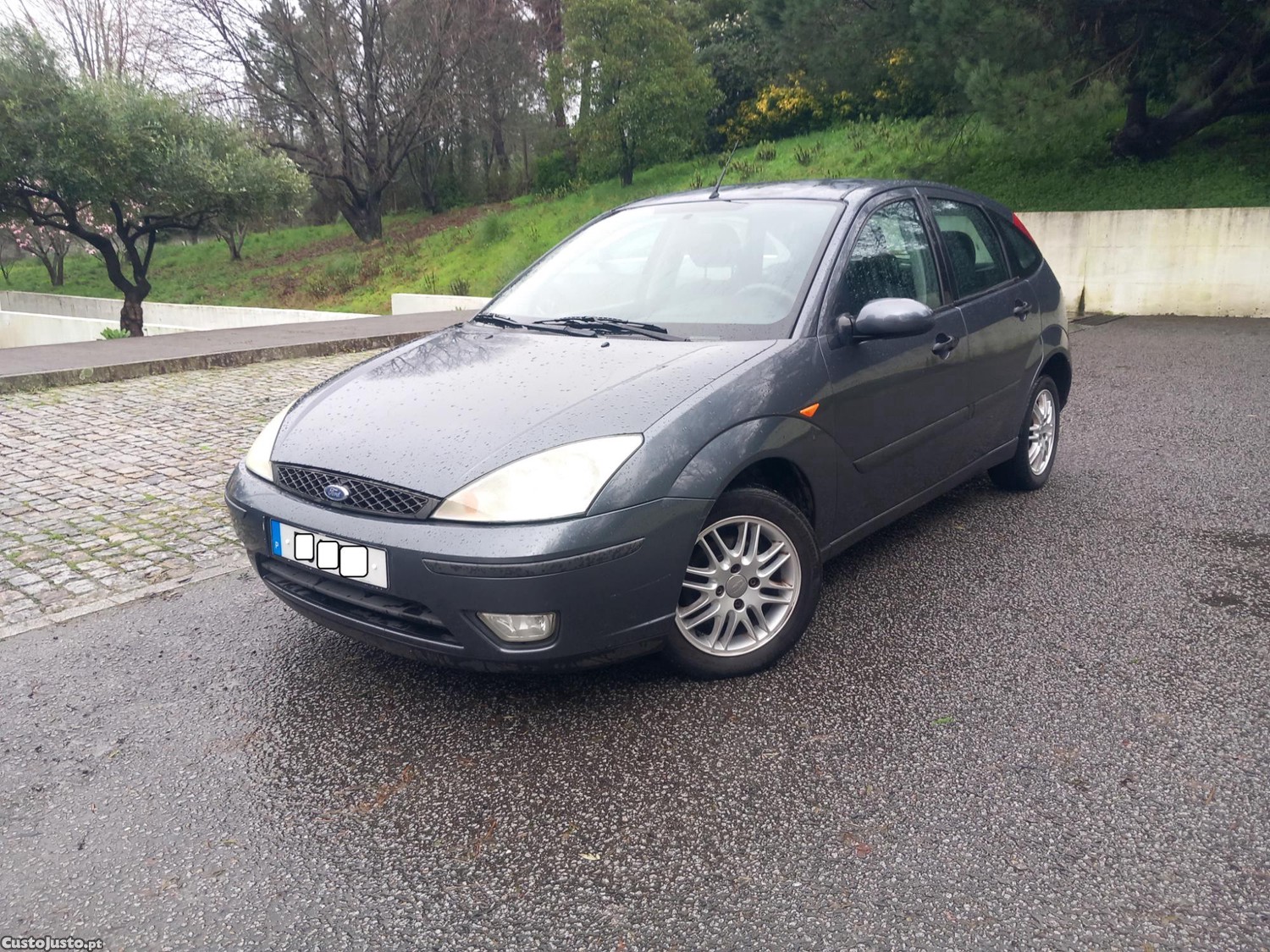 Ford Focus 1.4 Ambiente — fotografia 17