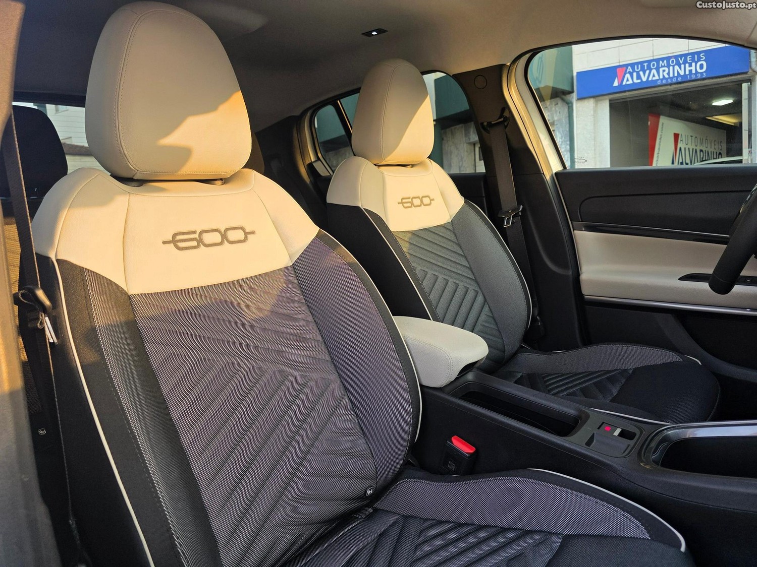 Fiat 600 1.2 Hybrid La Prima — fotografia 6