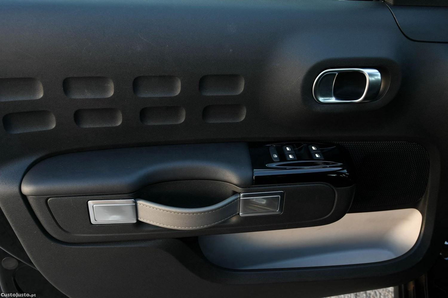 Citroën C3 1.2 PureTech Shine — fotografia 6