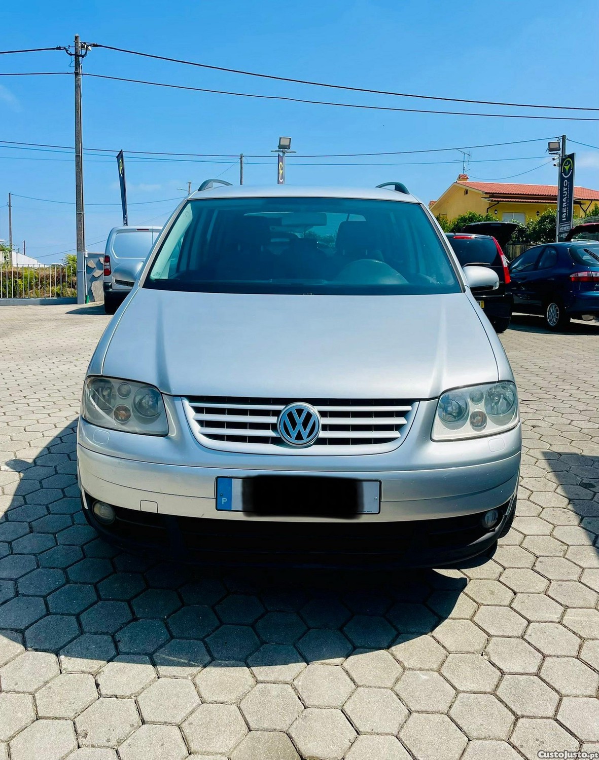 Volkswagen Touran 1.9 TDi Highline 5L — fotografia 13