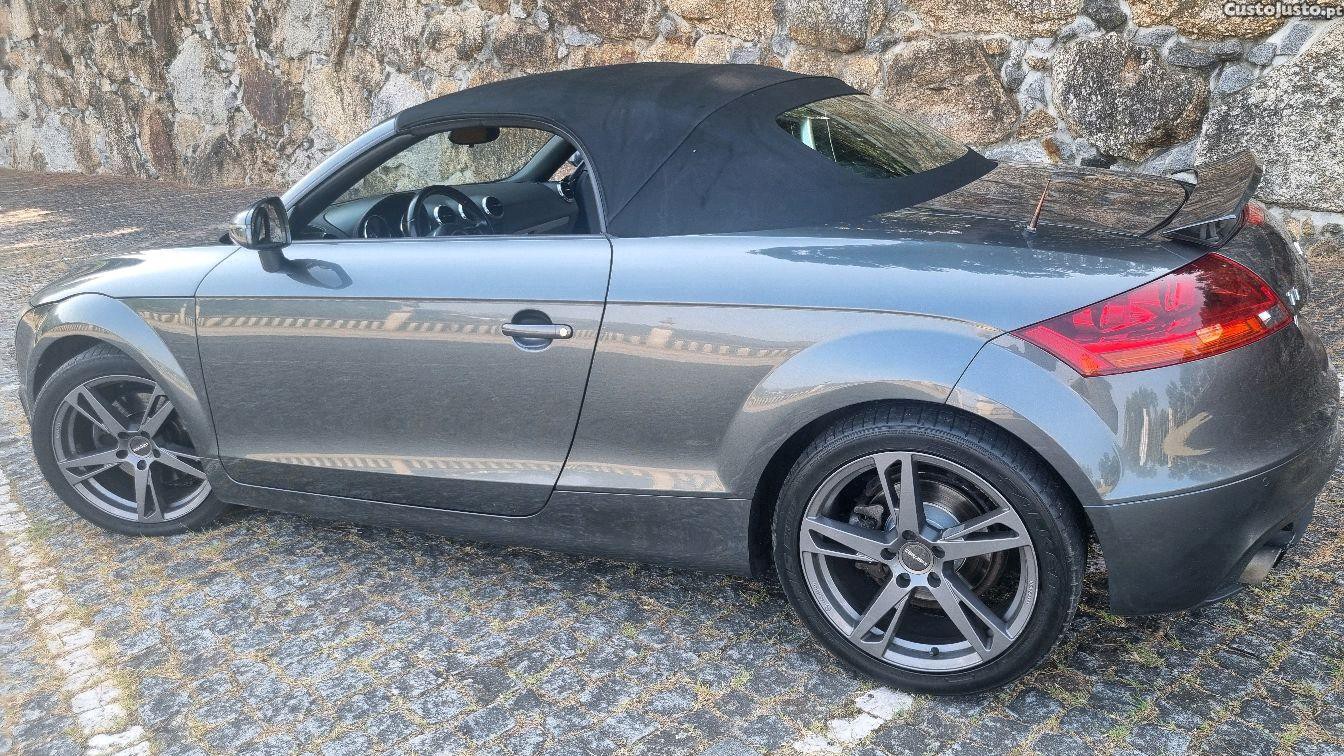 Audi TT 1.8 TFSI — fotografia 6