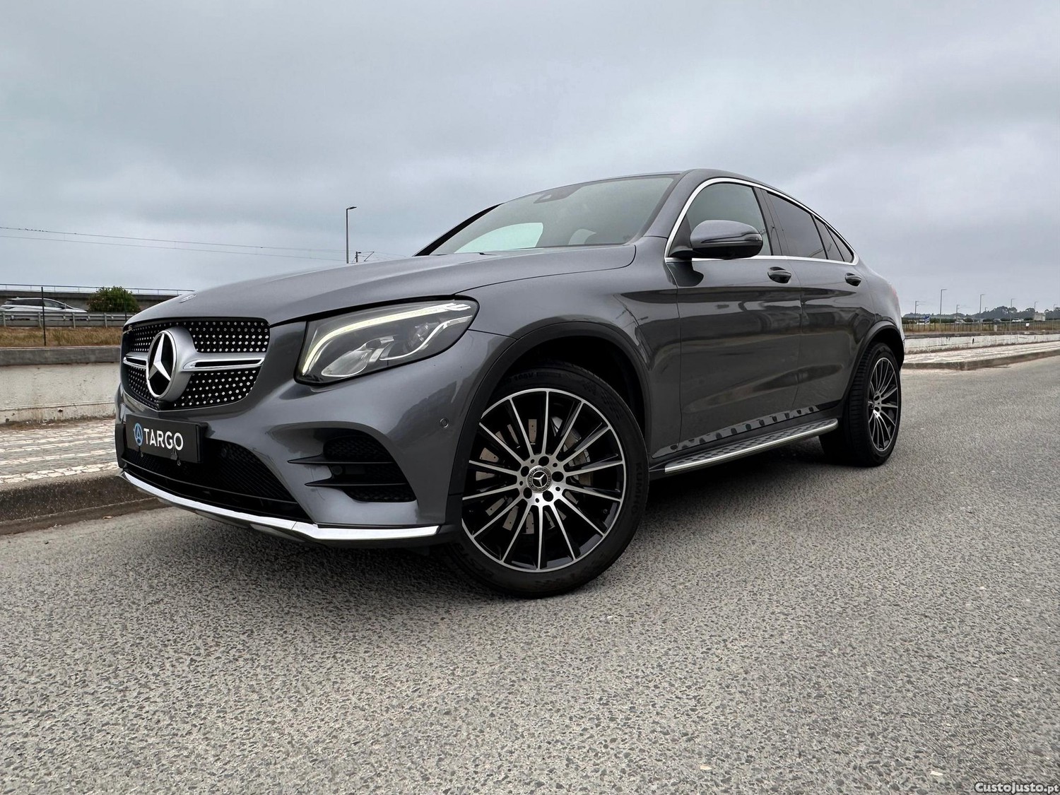 Mercedes-Benz GLC 250 d Coupé AMG Line 4-Matic — fotografia 16