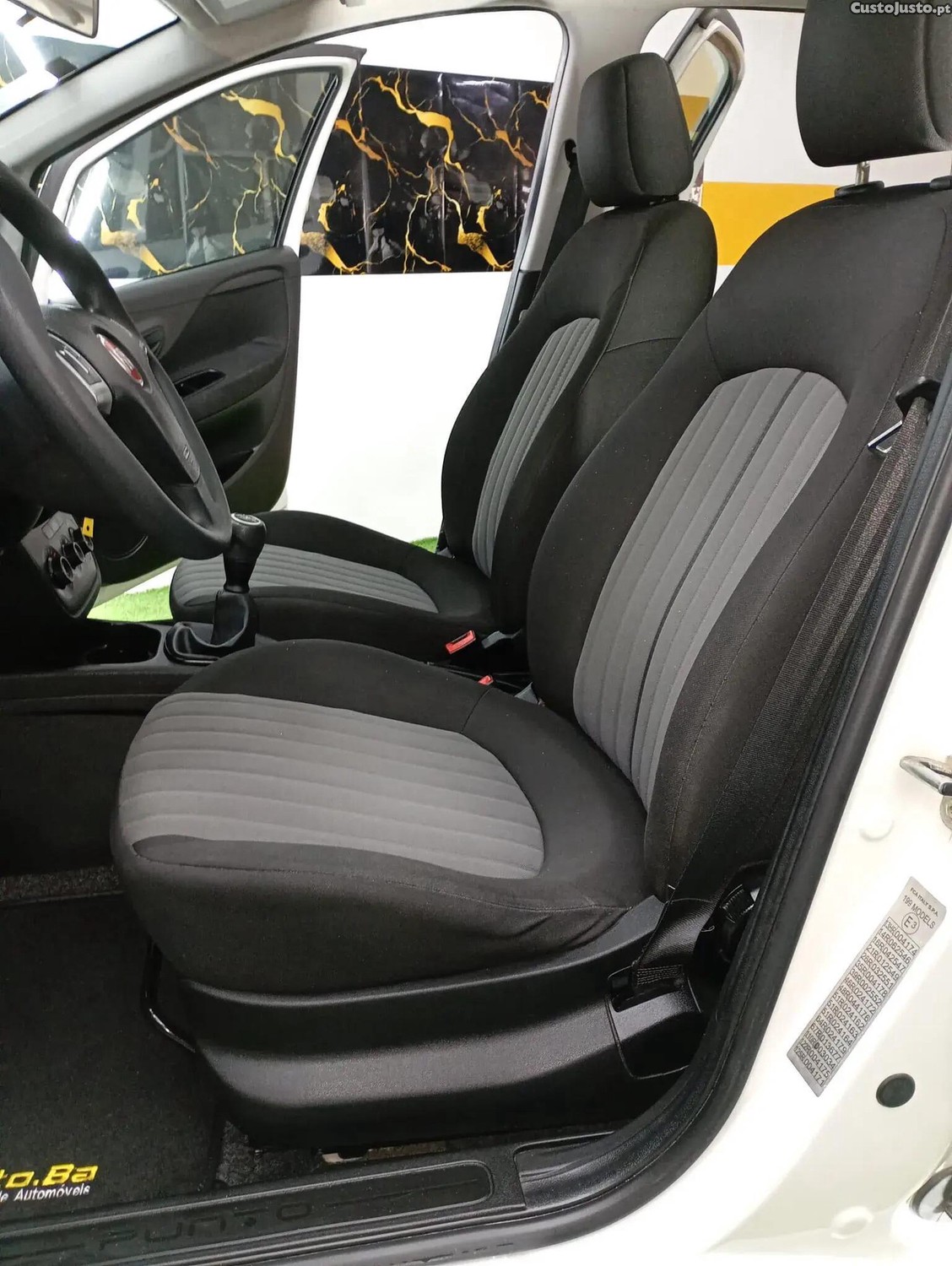 Fiat Punto 1.3 M-Jet Easy S&S — fotografia 10