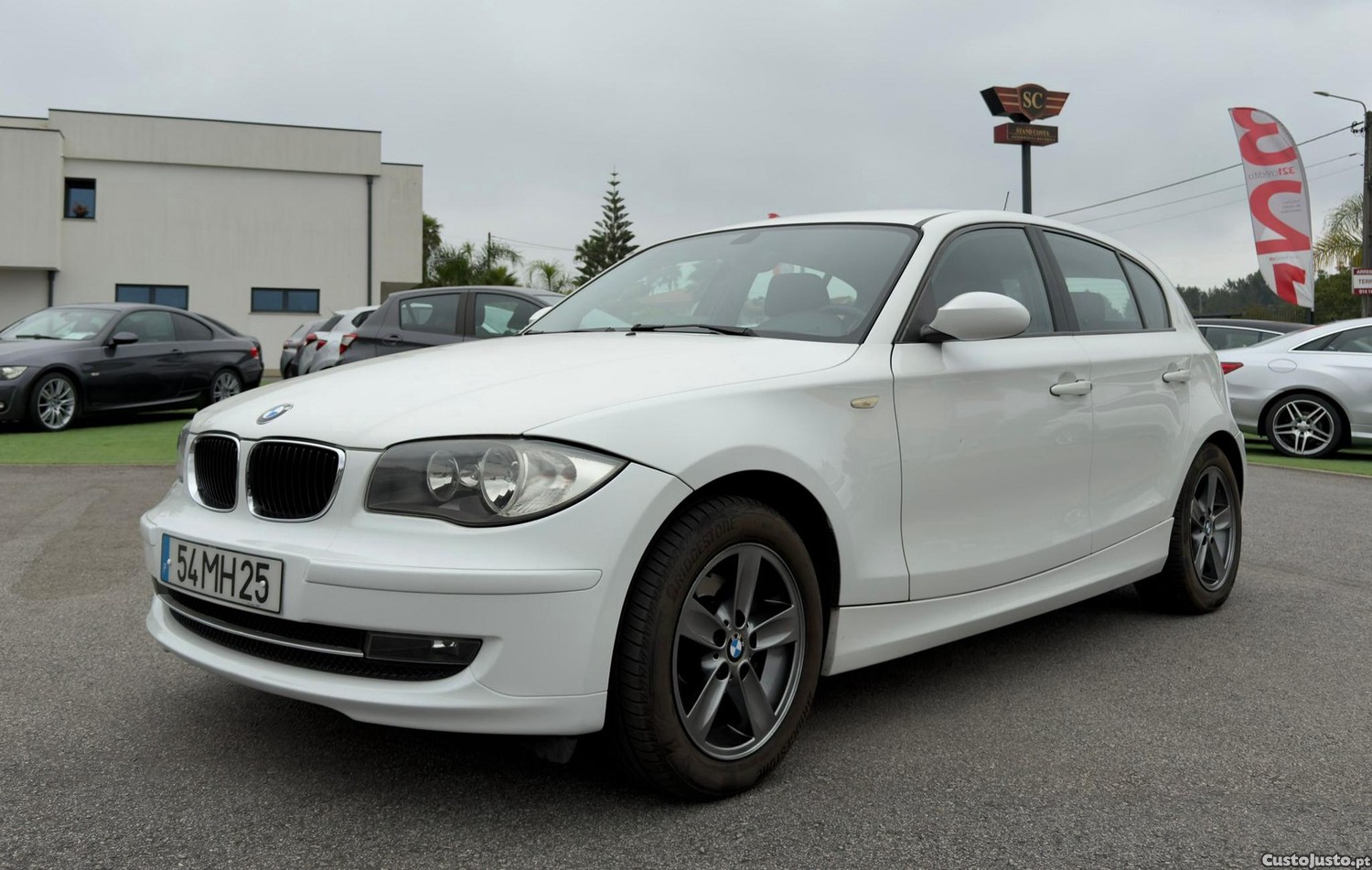 BMW 118 d — fotografia 18
