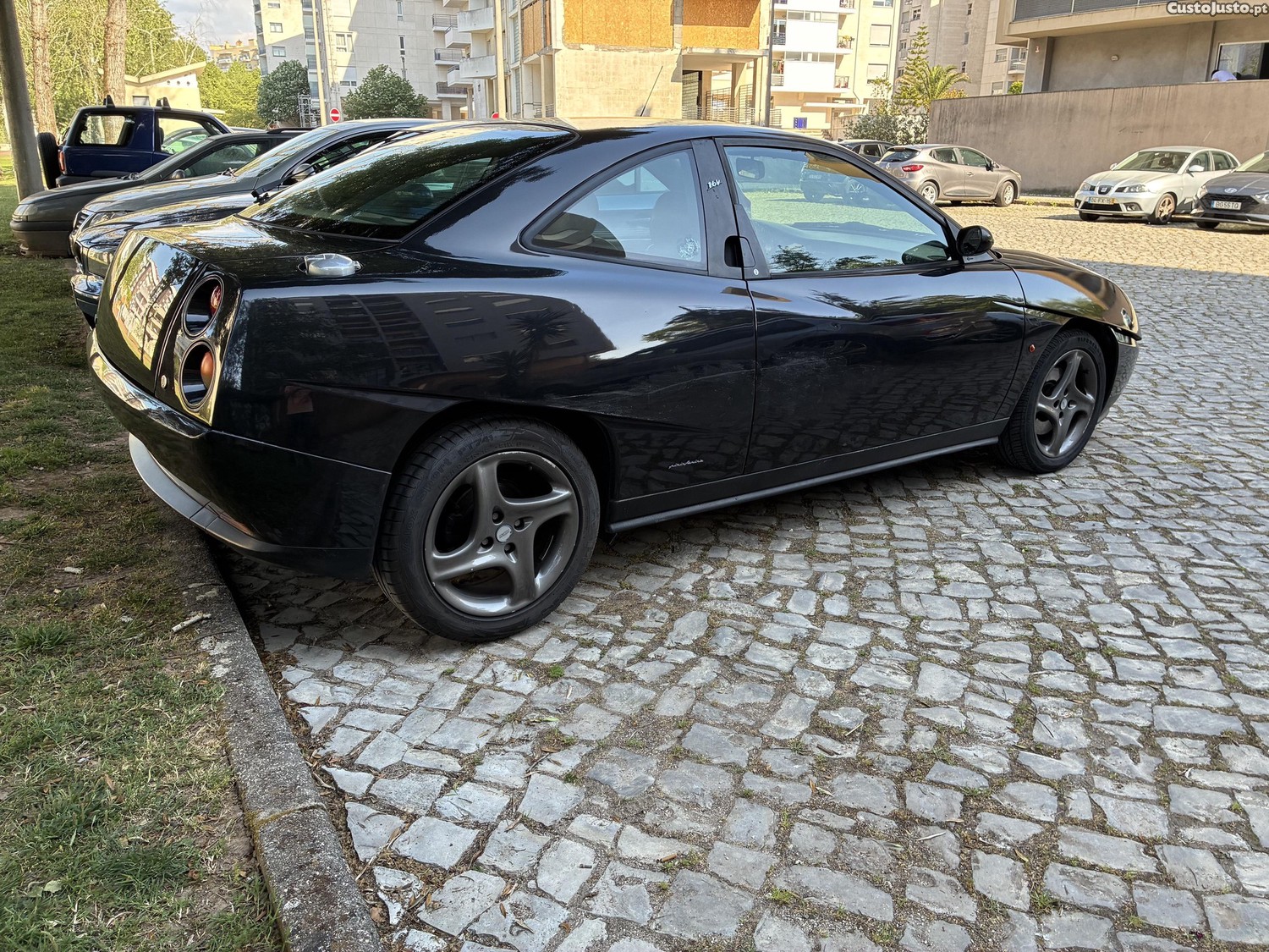 Fiat Coupé 2.0 16V — fotografia 10