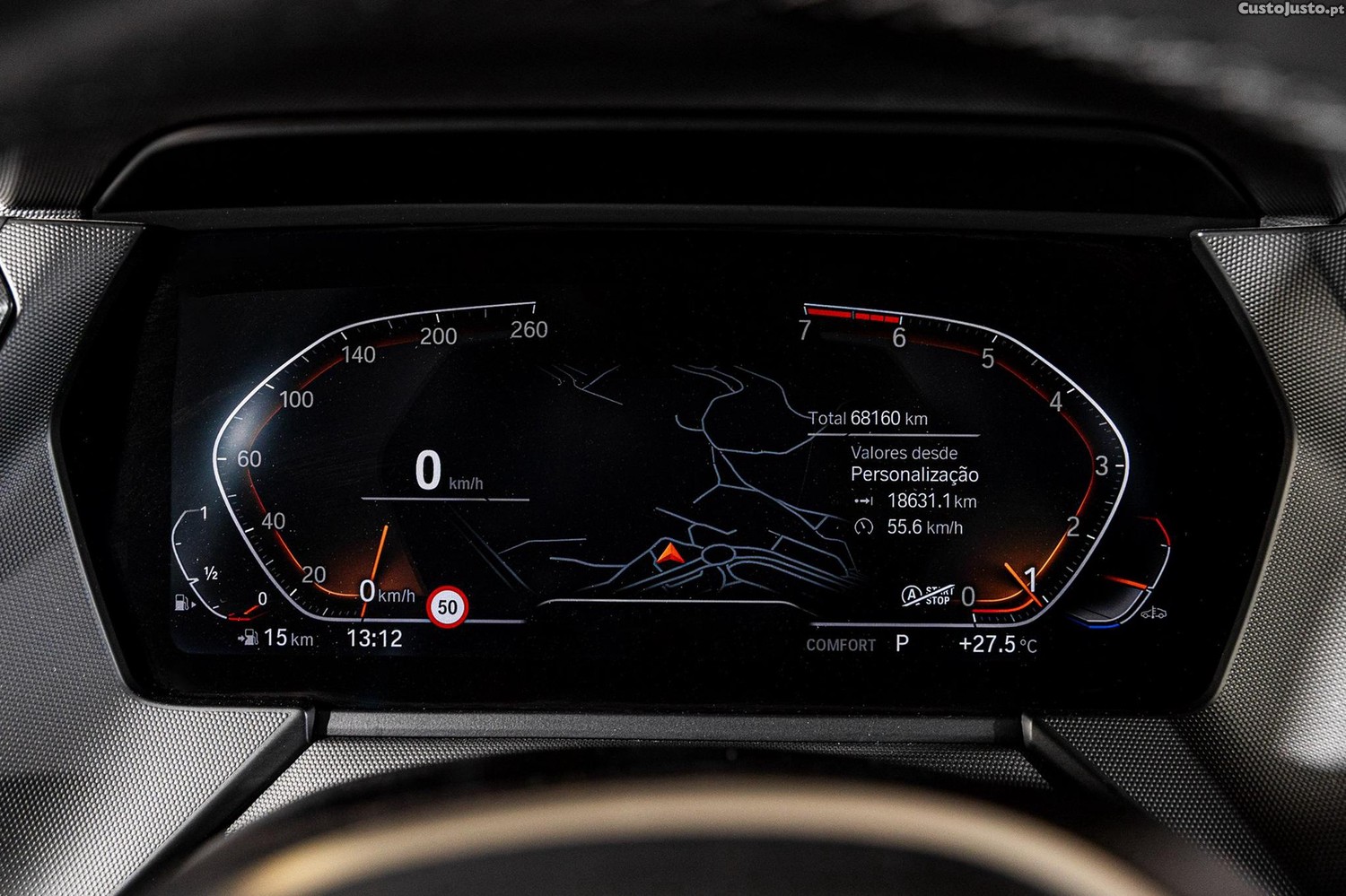 BMW 118 i Pack Desportivo M Auto — fotografia 14