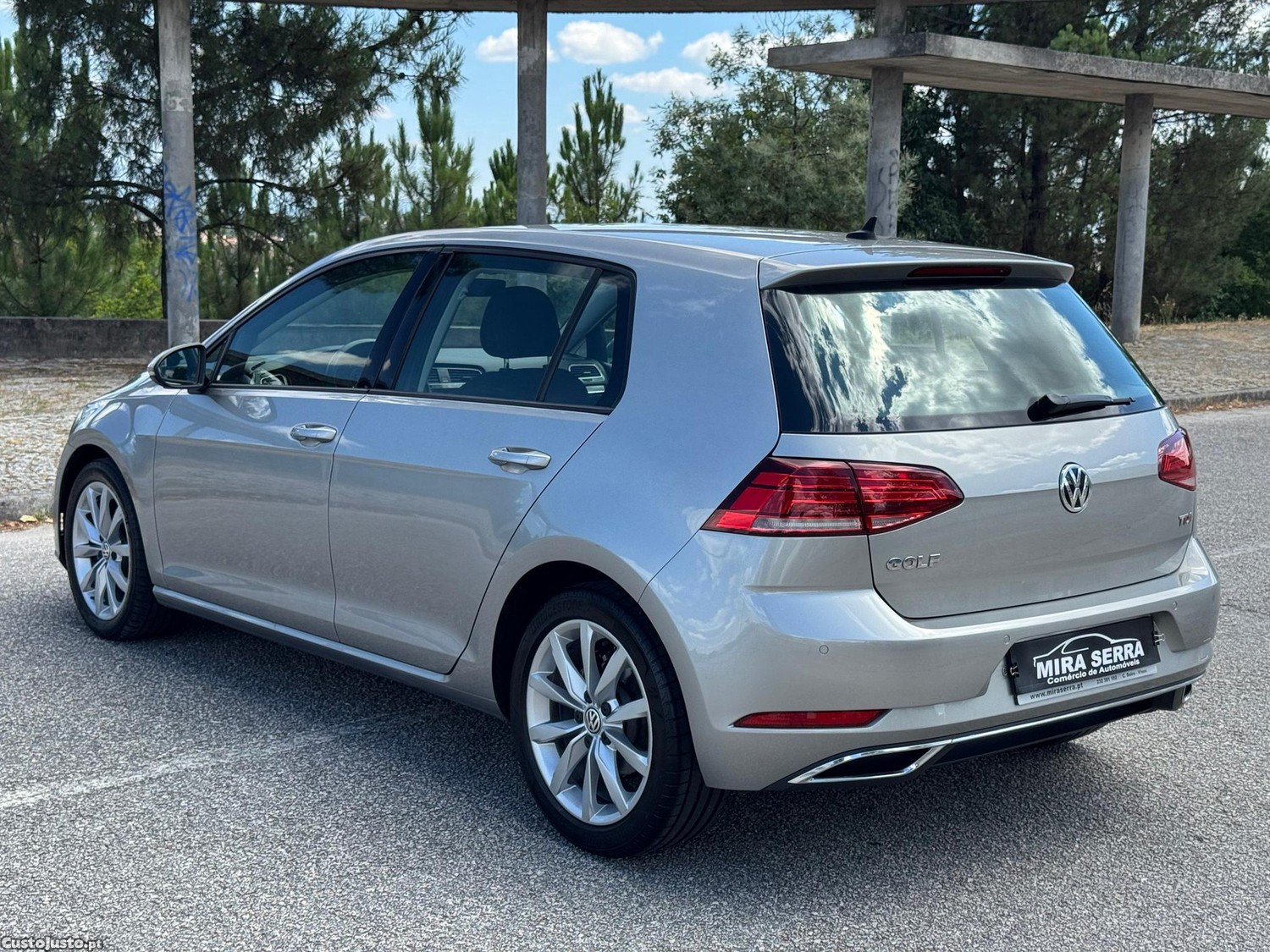 Volkswagen Golf 1.6 TDI Highline DSG — fotografia 19