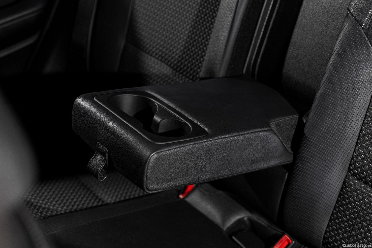 Kia XCeed 1.6 GDi PHEV Drive — fotografia 16