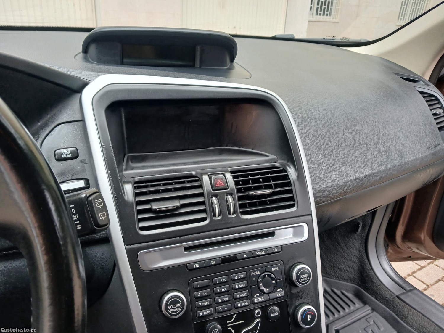 Volvo XC 60 2000 — fotografia 5