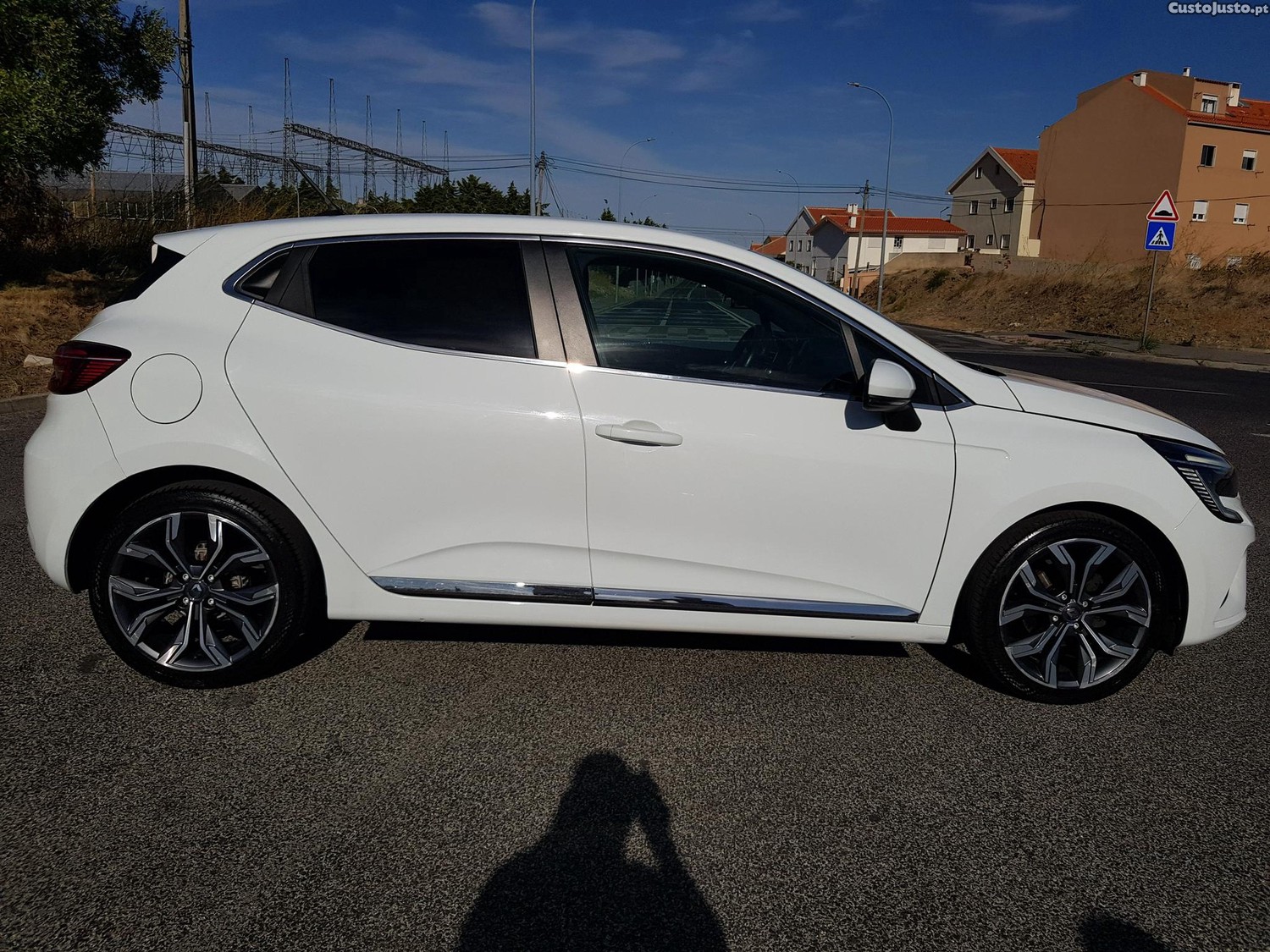 Renault Clio 1.5 Blue dCi 115cv Exclusive — fotografia 17