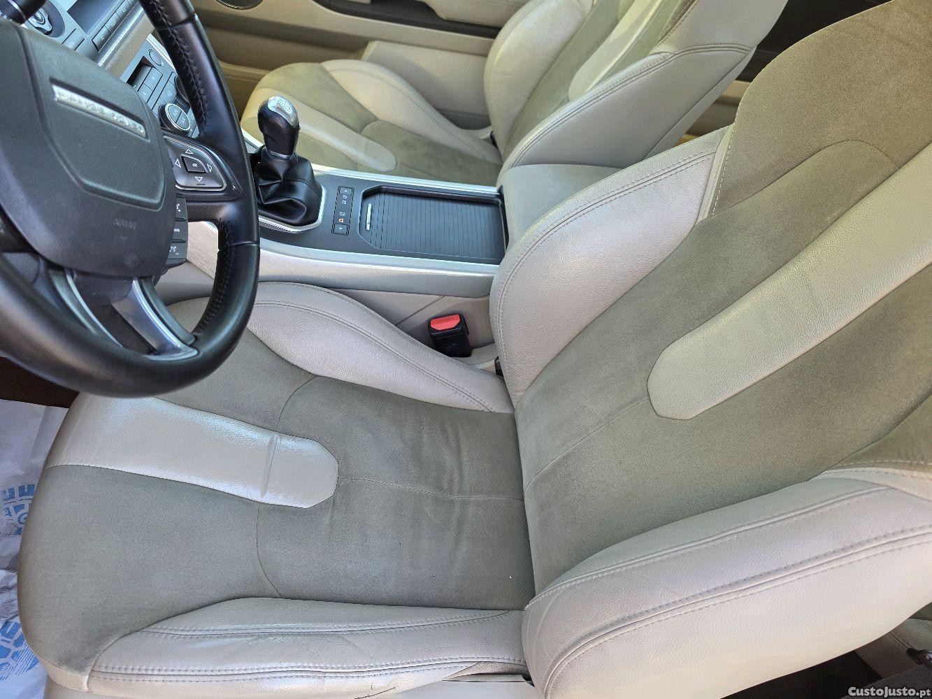 Land Rover Evoque 2.2 td4 — fotografia 2