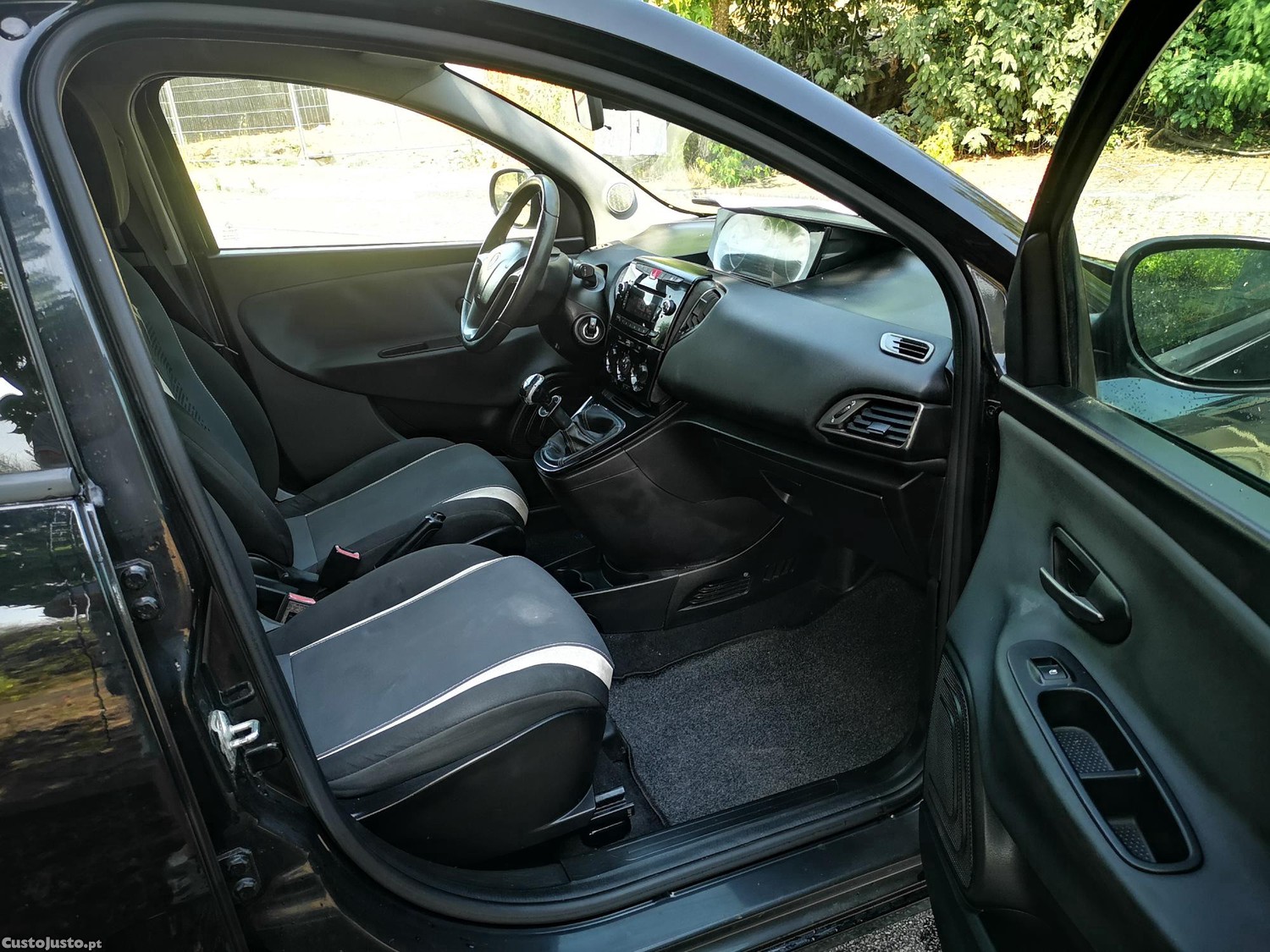 Lancia Ypsilon 1.2 S&S GOLD - 5 Portas - Nacional - 100.000kms - 1 Dono - C/ GARANTIA — fotografia 11