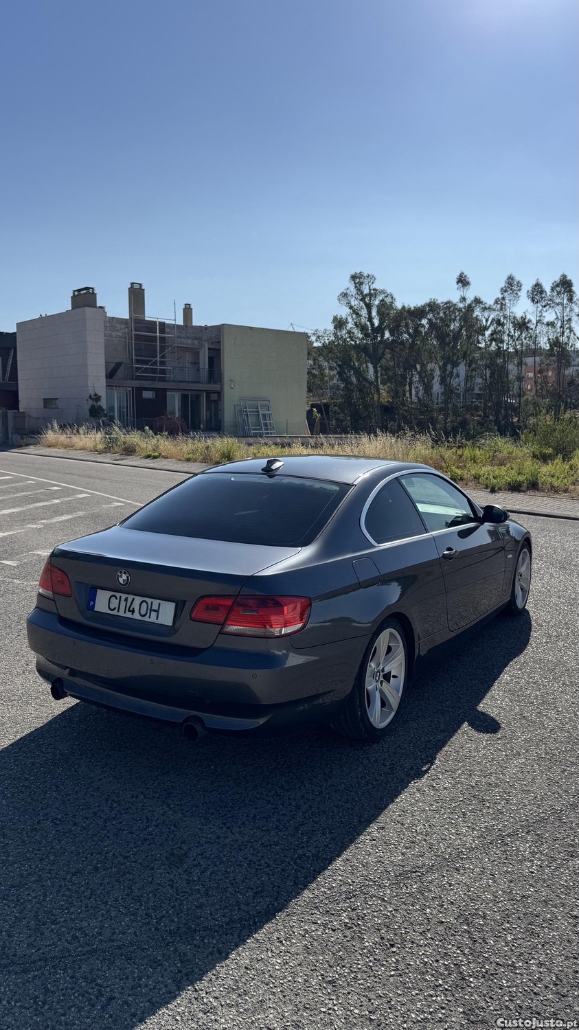 BMW 335 e92 Manual — fotografia 5