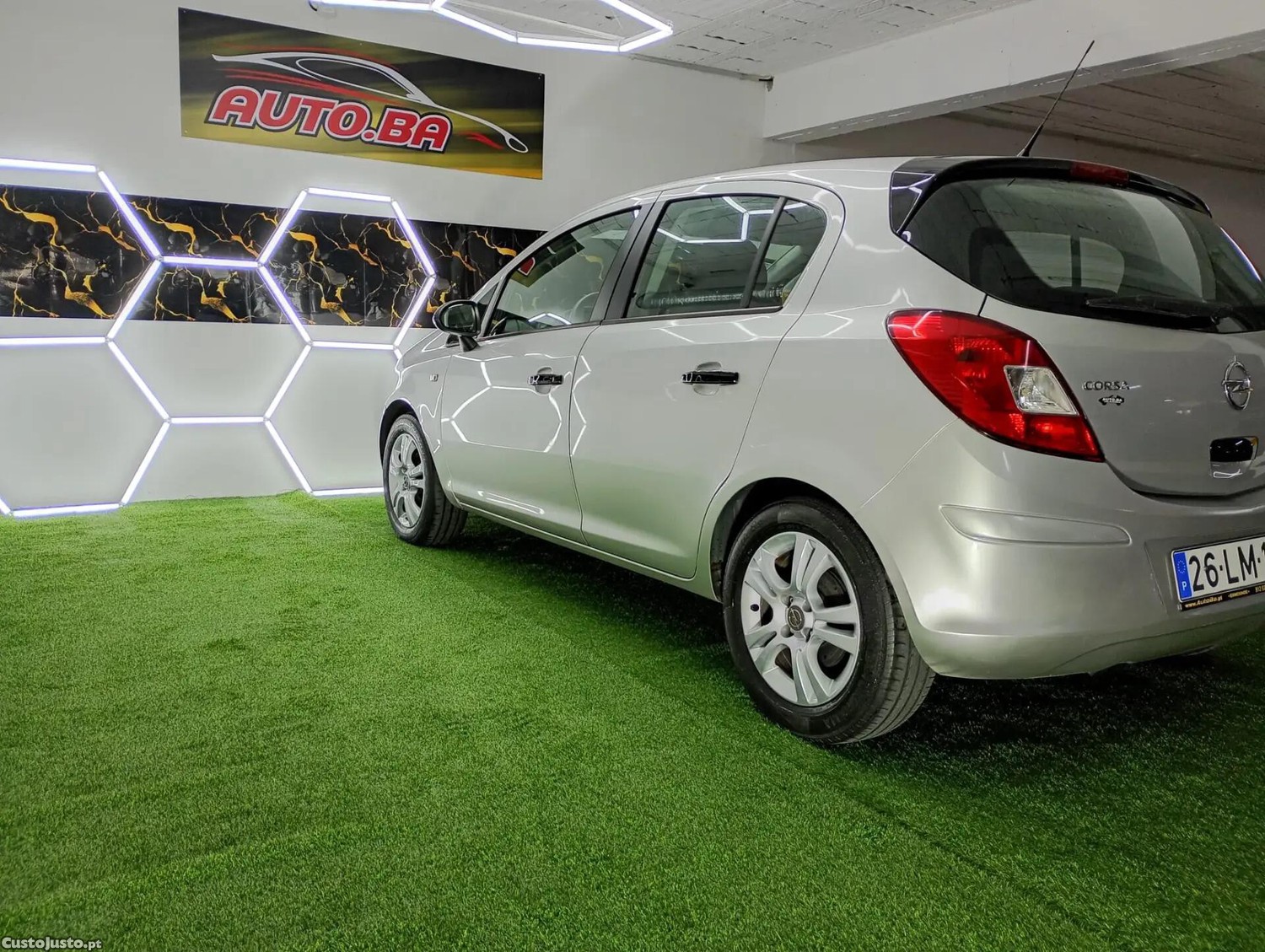 Opel Corsa 1.2 City FlexFuel — fotografia 2