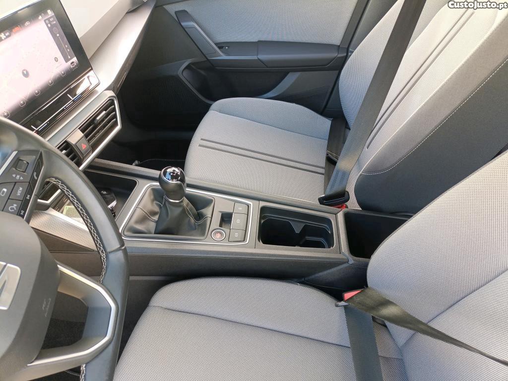 SEAT Leon 1.0 TSI Style 110cv — fotografia 12