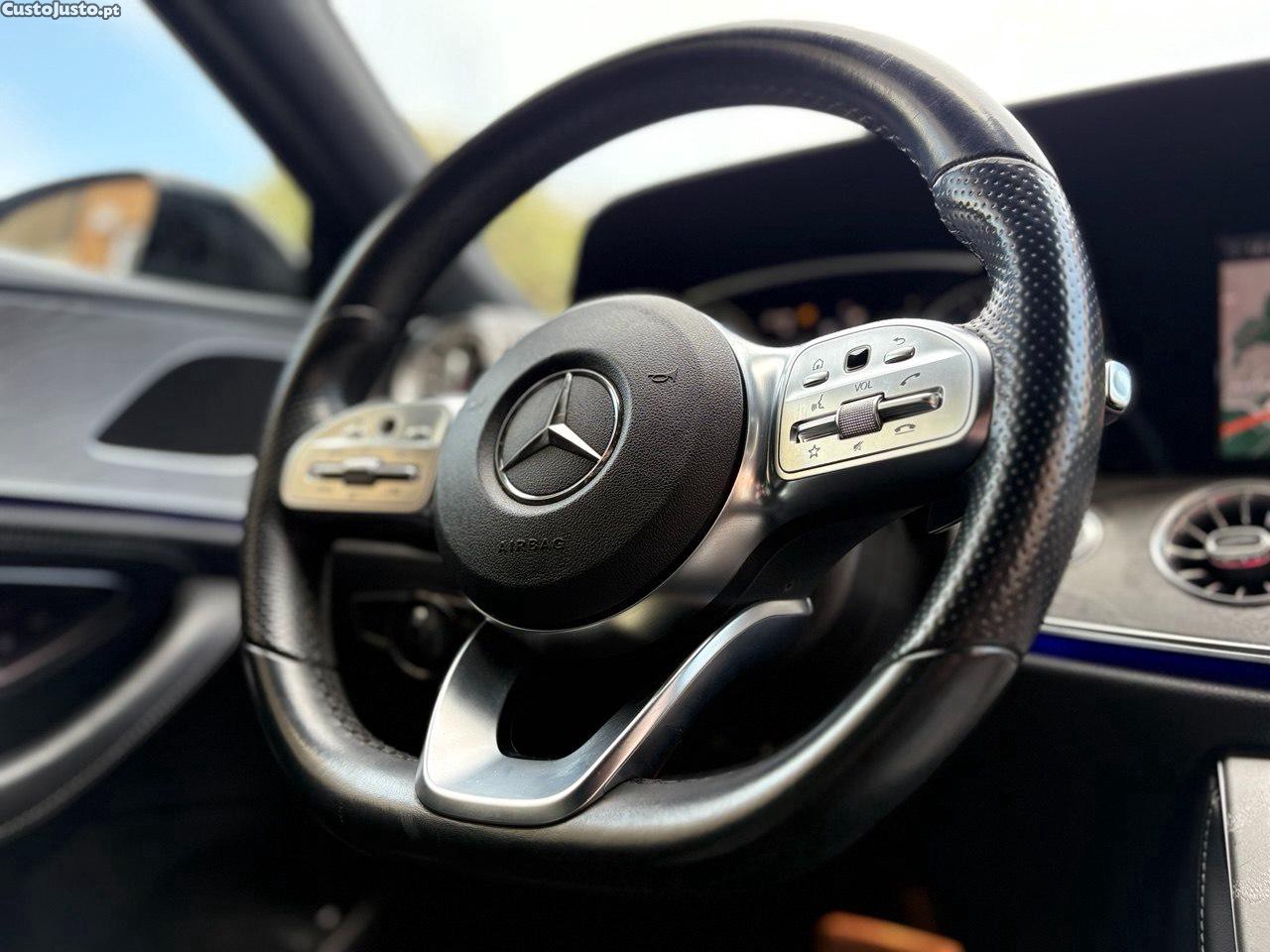 Mercedes-Benz CLS 300 D Pack Amg — fotografia 9