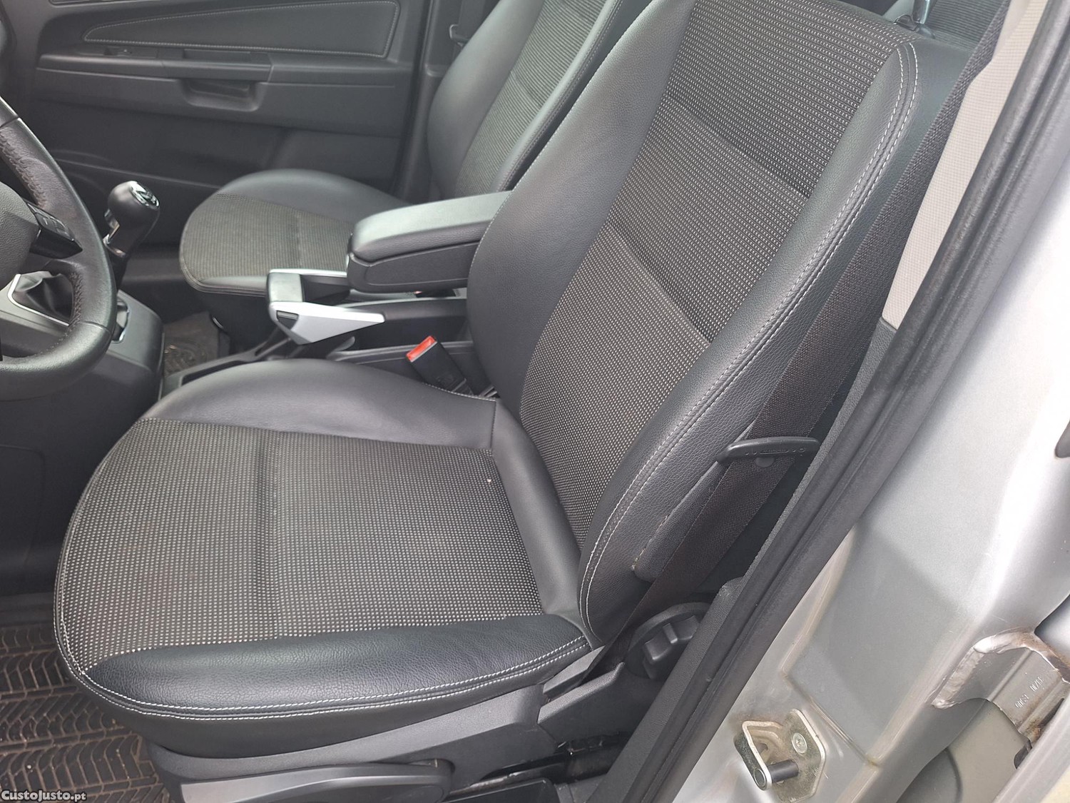 Opel Zafira 1.7 CDTI 7 LUGARES Duplo Teto Panorâmico Cortinas Elet.Novº. — fotografia 10